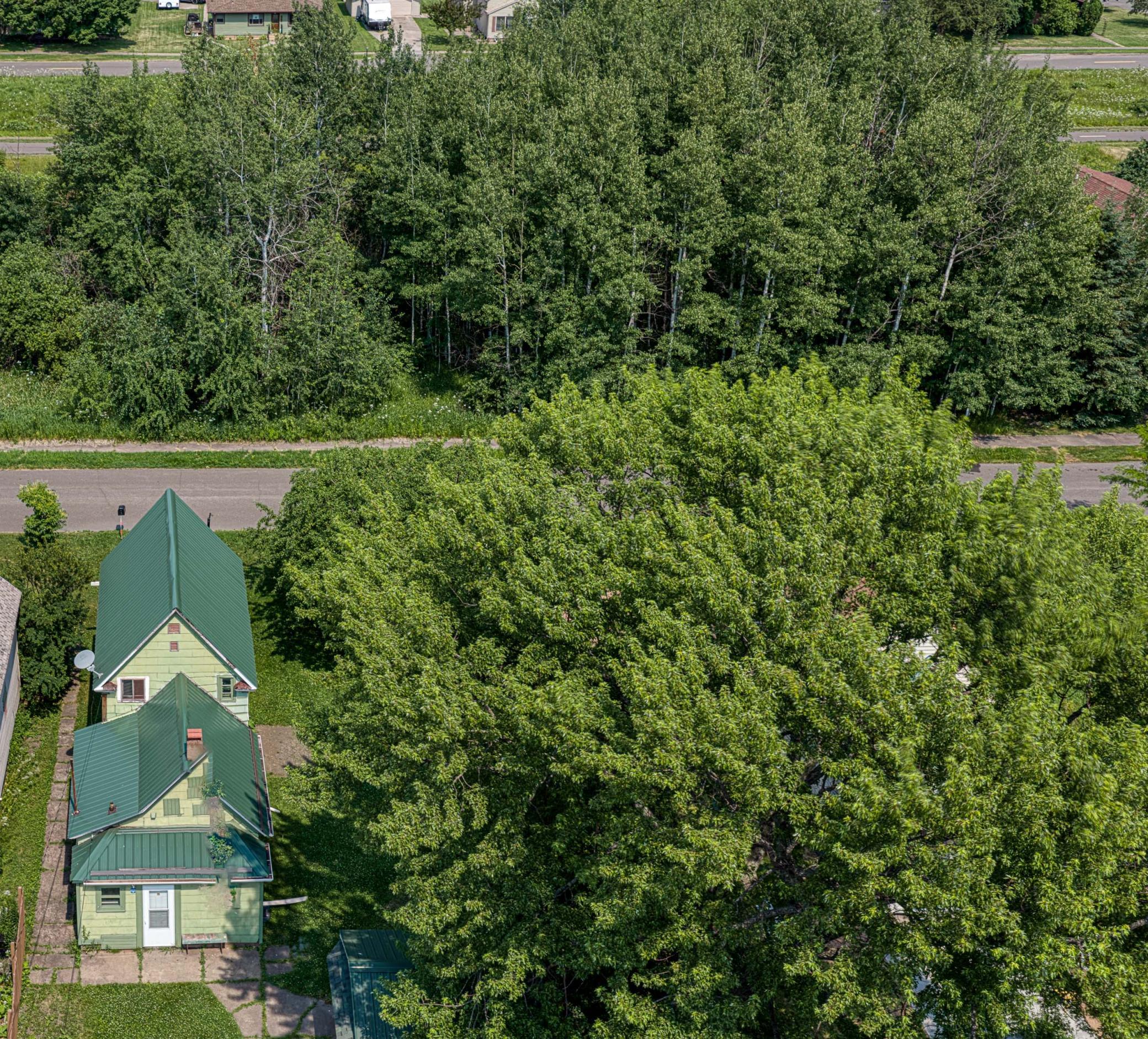 40th image of 4106 E 1st St, Superior, WI 54880 | MLS# 7106152