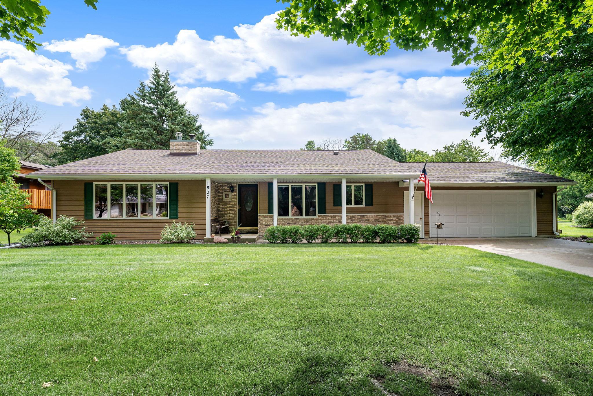 1st image of 1807 9th, Austin, MN 55912 | MLS# 7106173