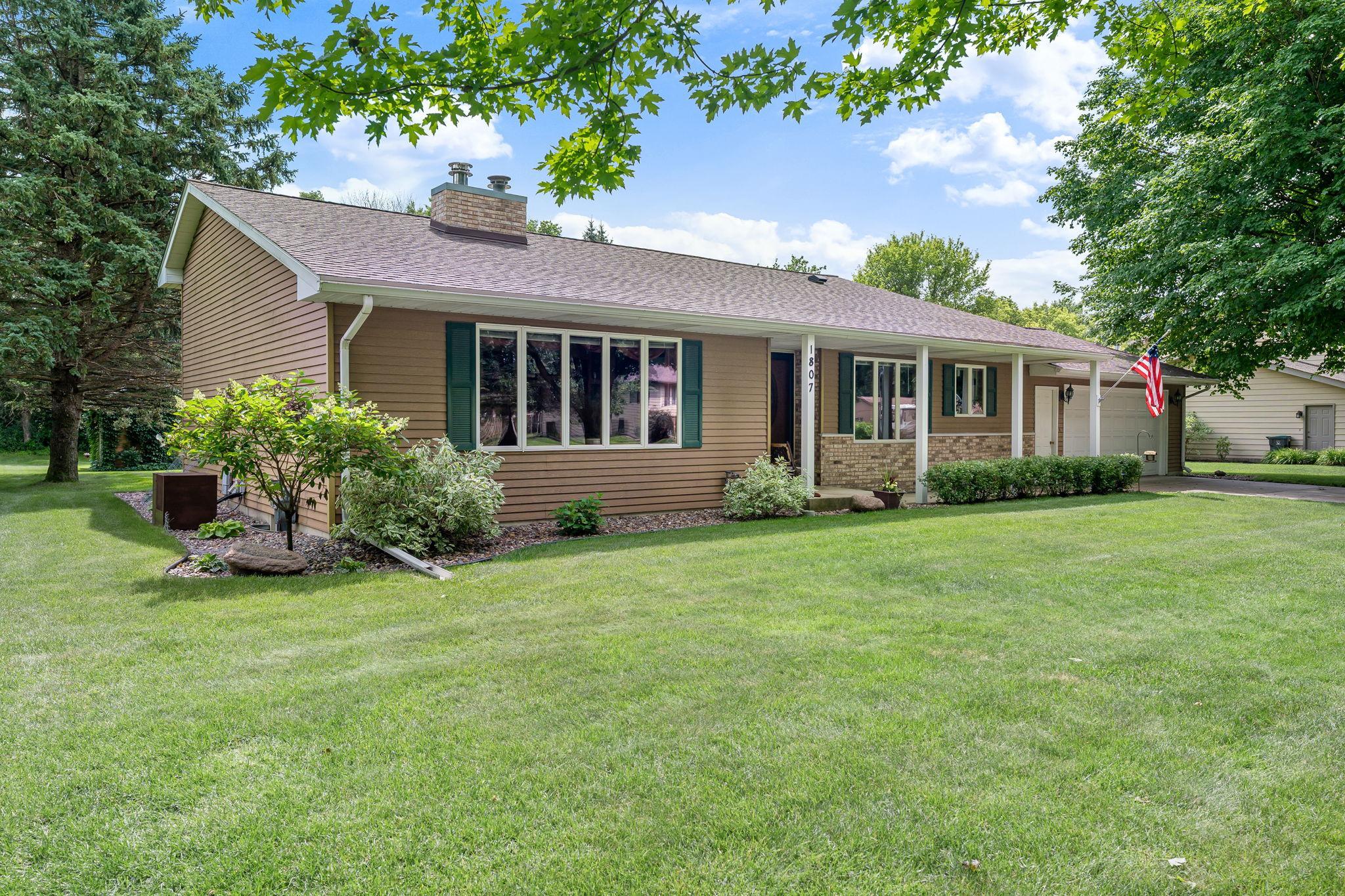 4th image of 1807 9Th, Austin, MN 55912 | MLS# 7106173