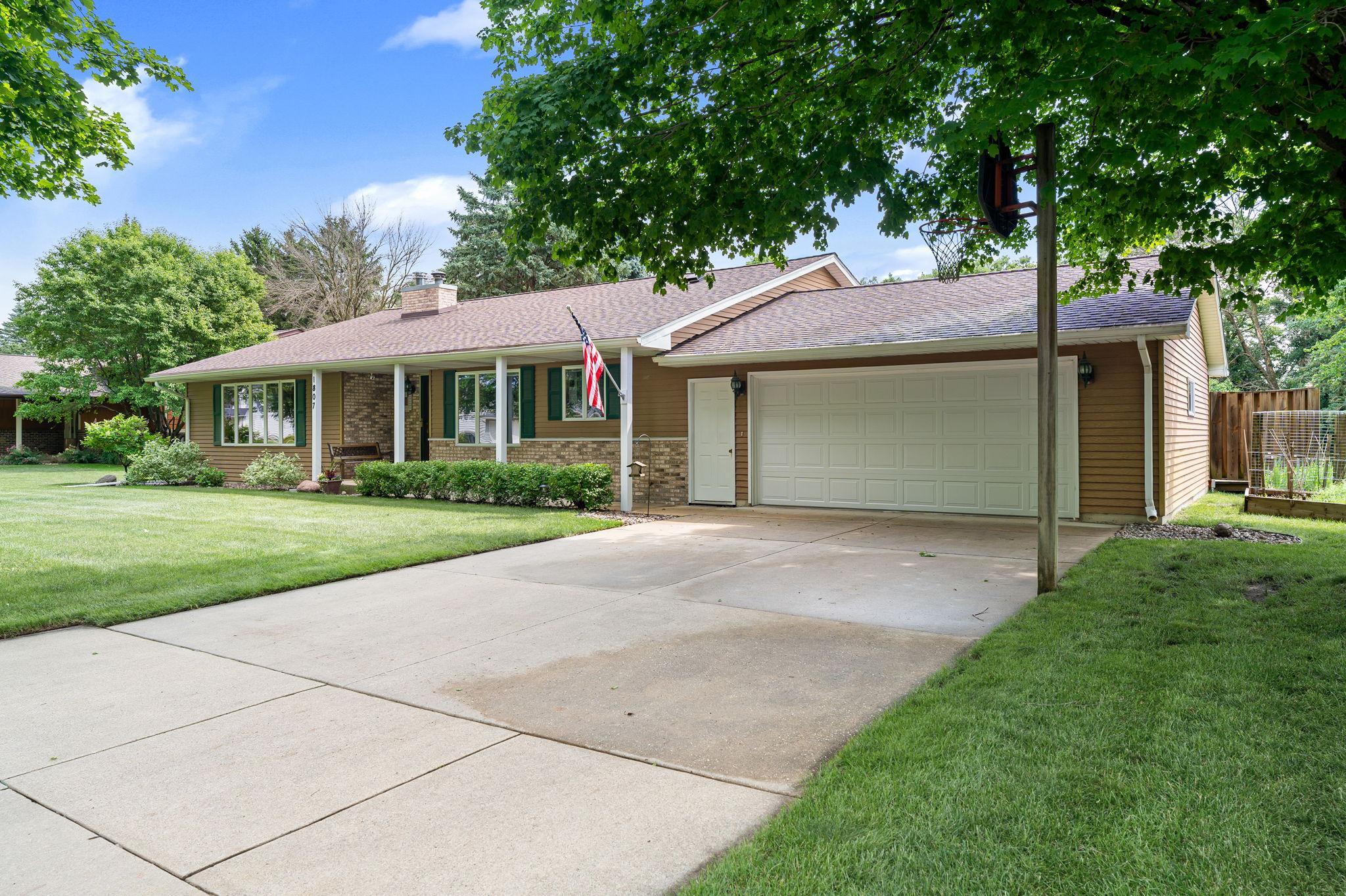 5th image of 1807 9Th, Austin, MN 55912 | MLS# 7106173