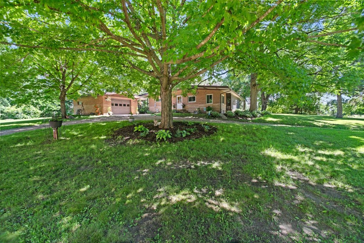 1st image of 842 20th St Sw, Buffalo, MN 55313 | MLS# 7106281