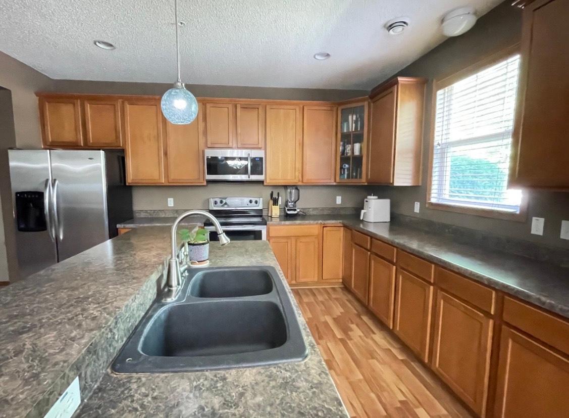 5th image of 9605 Scott Cir N, Brooklyn Park, MN 55443 | MLS# 7106303