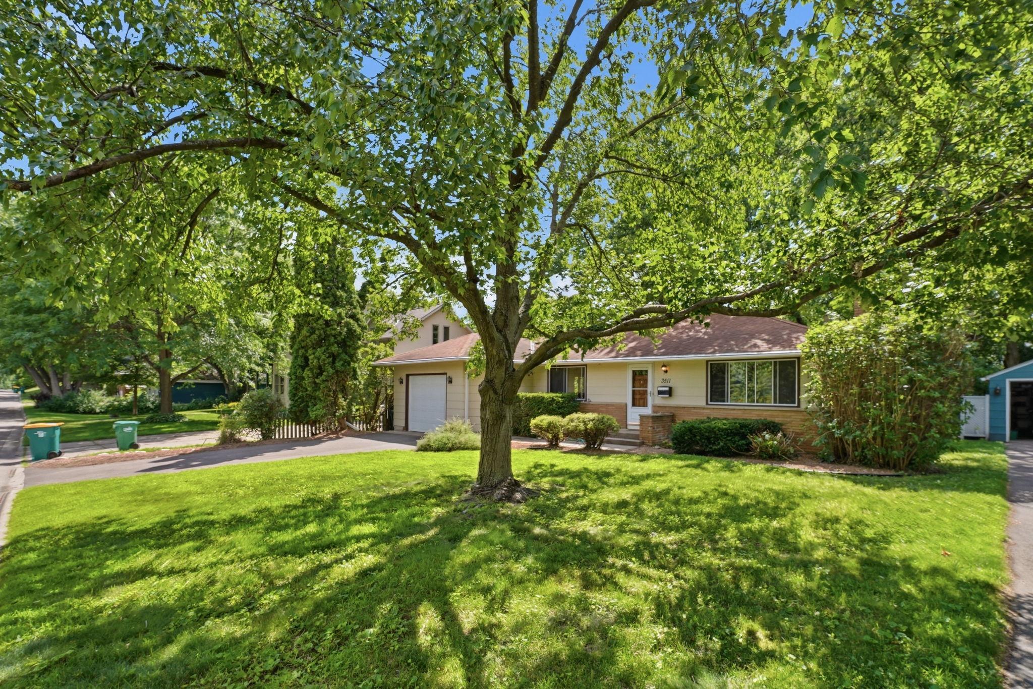 1st image of 3511 Zane Ave N, Crystal, MN 55422 | MLS# 7106315