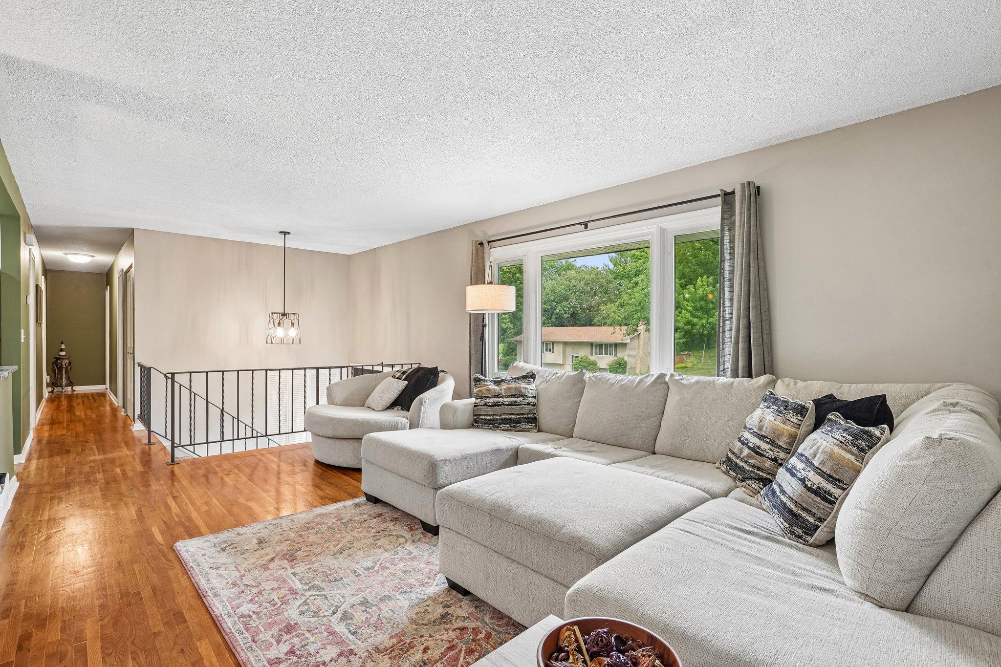 5th image of 1880 Gold Trl, Saint Paul, MN 55122 | MLS# 7106447