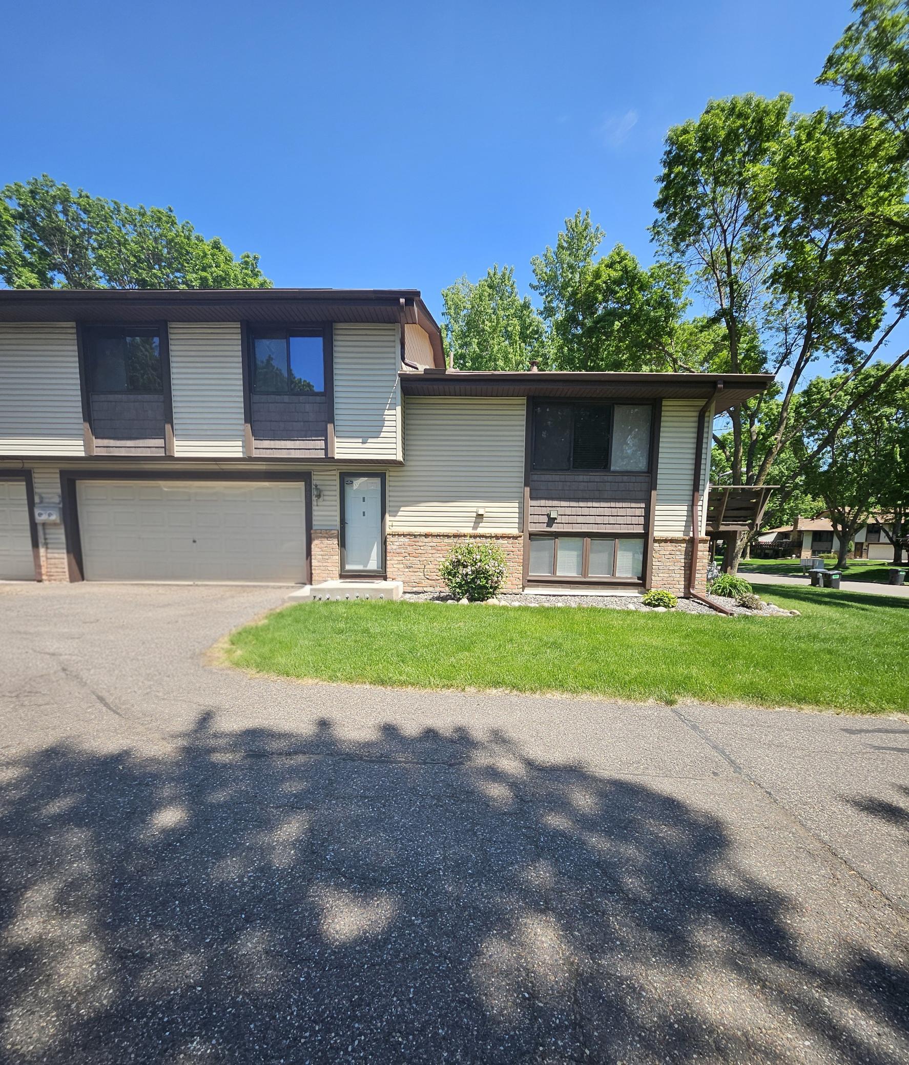 1st image of 3900 Brookdale Cir N, Brooklyn Park, MN 55443 | MLS# 7106449