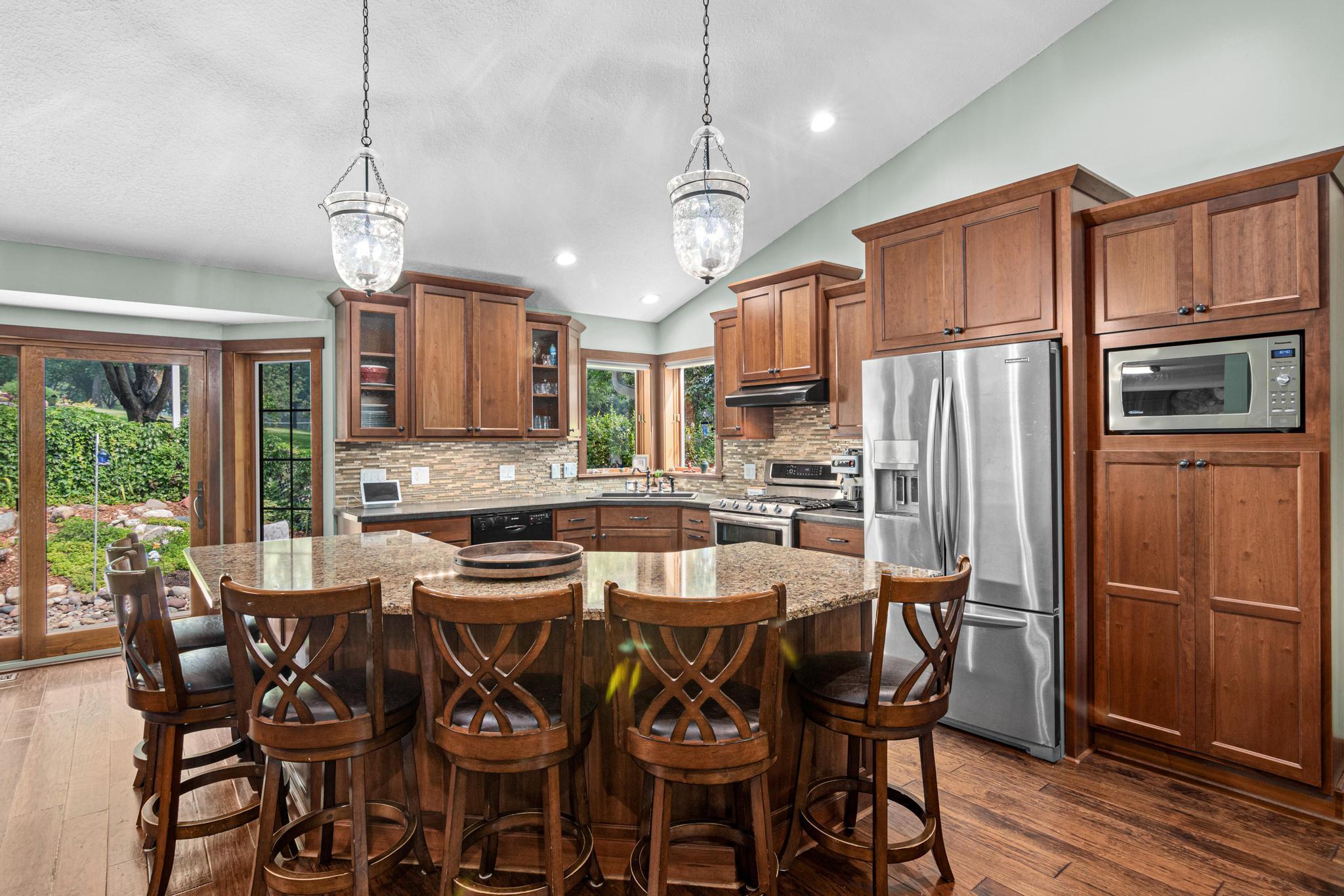 4th image of 13423 Dominica Wy, Saint Paul, MN 55124 | MLS# 7106503