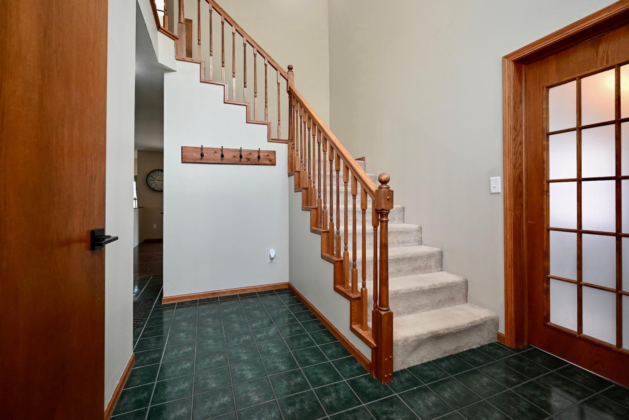 4th image of 100 Benson Dr, Lewiston, MN 55952 | MLS# 7106585