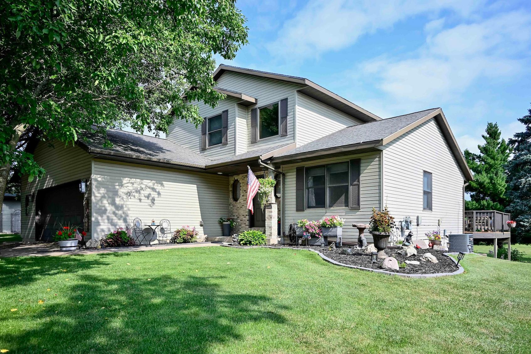 1st image of 100 Benson Dr, Lewiston, MN 55952 | MLS# 7106585