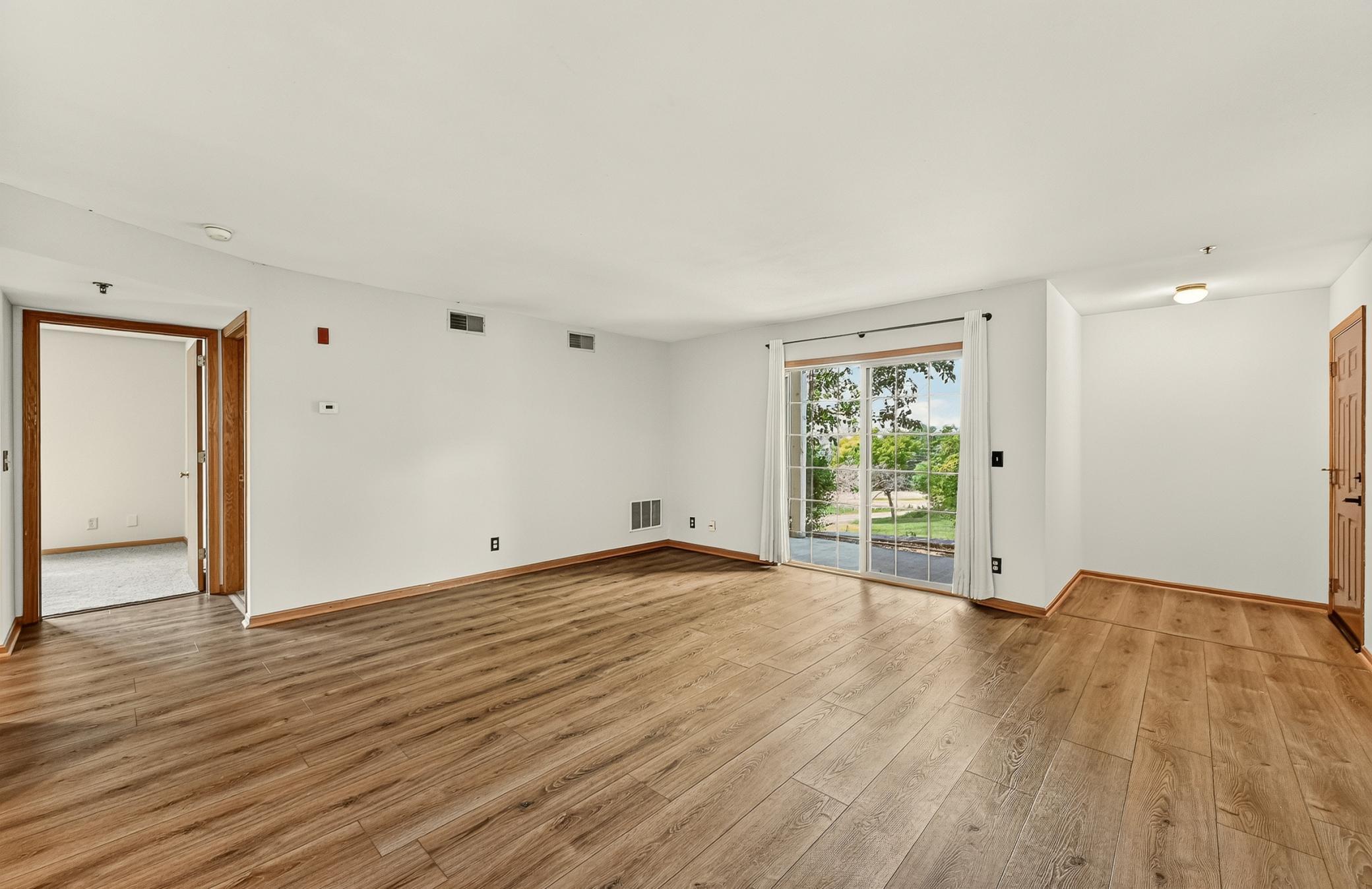 4th image of 1919 Deerhaven Ln NE, Rochester, MN 55906