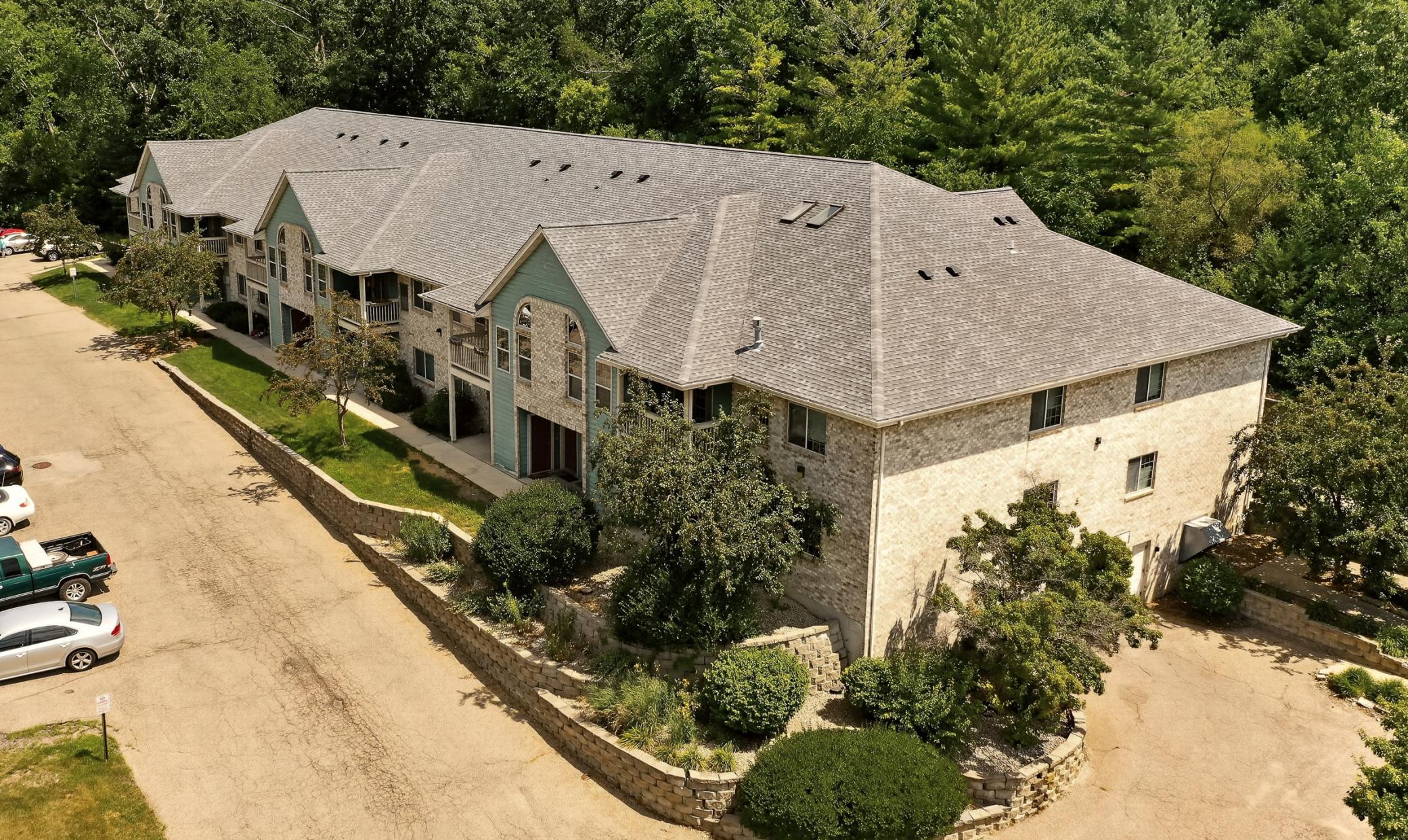 2nd image of 1919 Deerhaven Ln Ne #12, Rochester, MN 55906 | MLS# 7106599