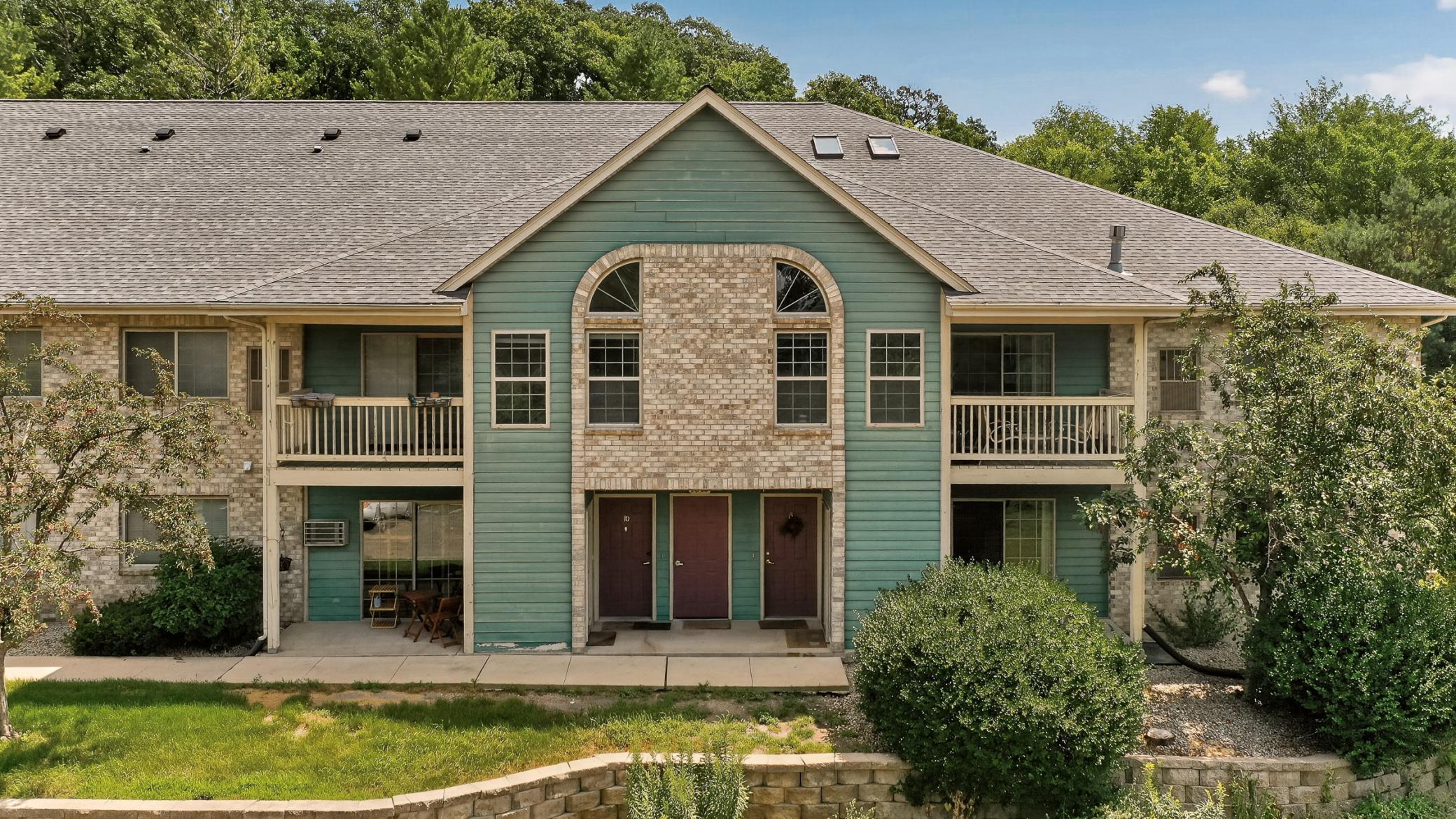 1st image of 1919 Deerhaven Ln Ne #12, Rochester, MN 55906 | MLS# 7106599