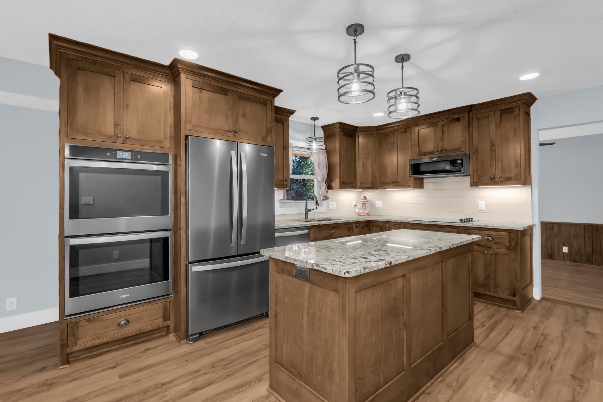 3rd image of 8440 208Th St W, Lakeville, MN 55044 | MLS# 7106656