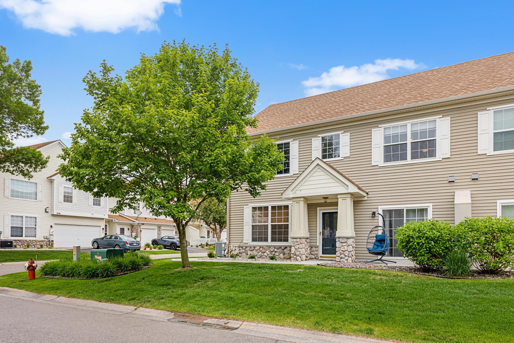 2nd image of 2033 Poppy Dr, Chanhassen, MN 55317 | MLS# 7106707