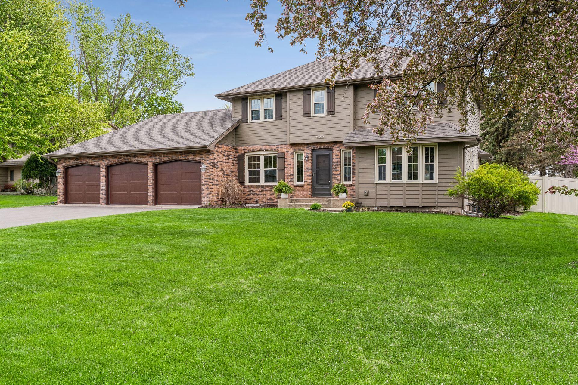 Homes for sale in Mendota Heights, MN | 900 Nina Ct, Mendota Heights, MN 55118 | MLS# 7106723