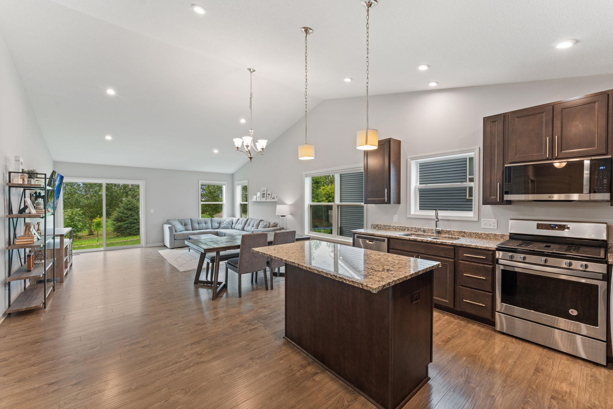 1st image of 13800 Anderson Dr, Rosemount, MN 55068 | MLS# 7106862