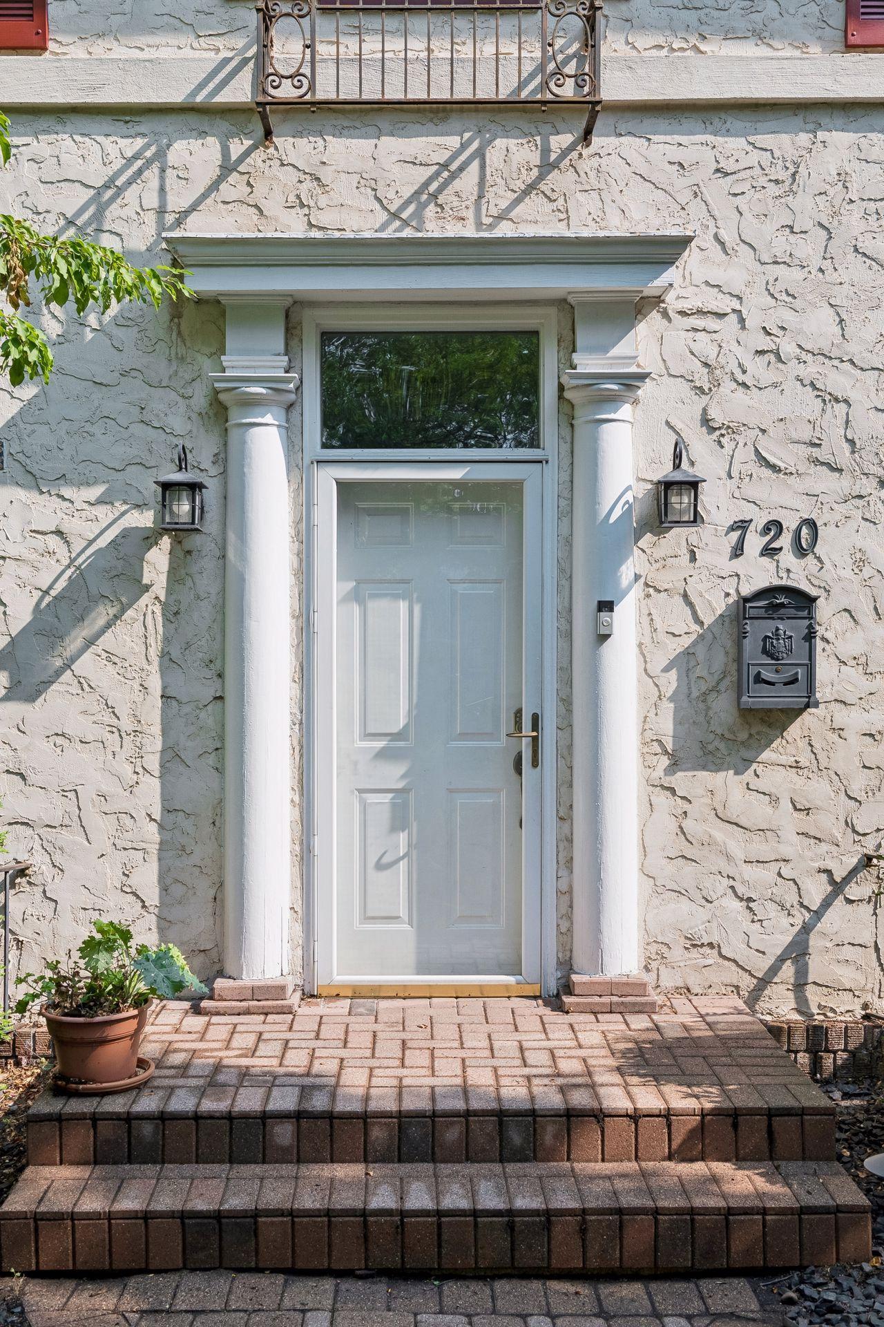 30th image of 720 W 53rd St, Minneapolis, MN 55419 | MLS# 7107003