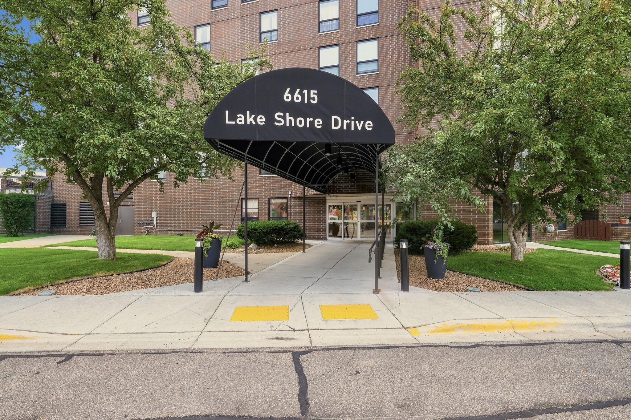 Homes for sale in Richfield, MN | 6615 Lake Shore Dr S #405, Richfield, MN 55423 | MLS# 7107030