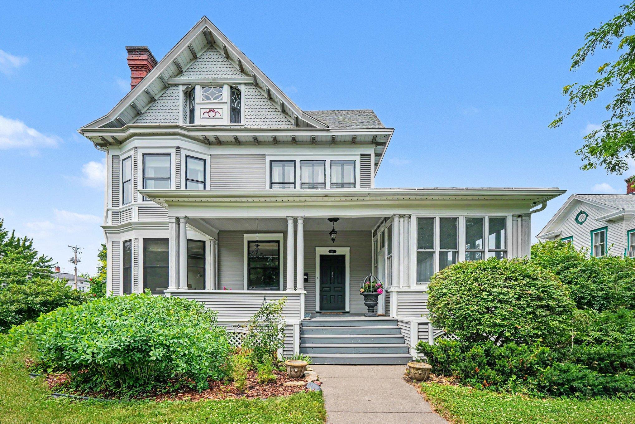 2nd image of 1024 W 4th St, Red Wing, MN 55066 | MLS# 7107044