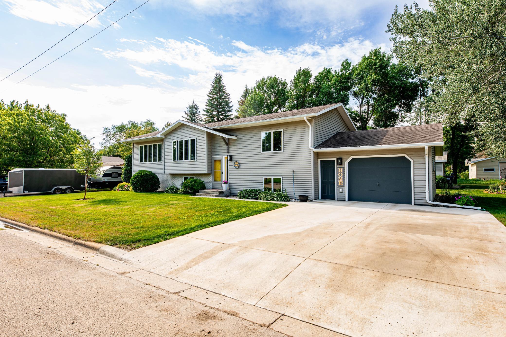 2nd image of 204 8th Ave E, Lisbon, ND 58054 | MLS# 7107057