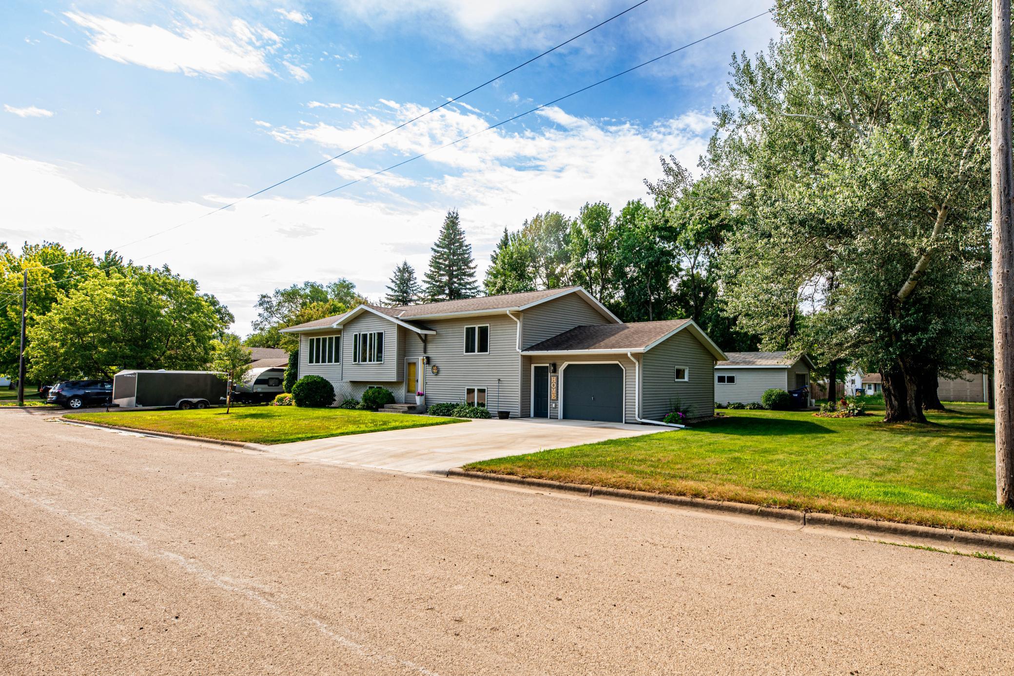 66th image of 204 8th Ave E, Lisbon, ND 58054 | MLS# 7107057
