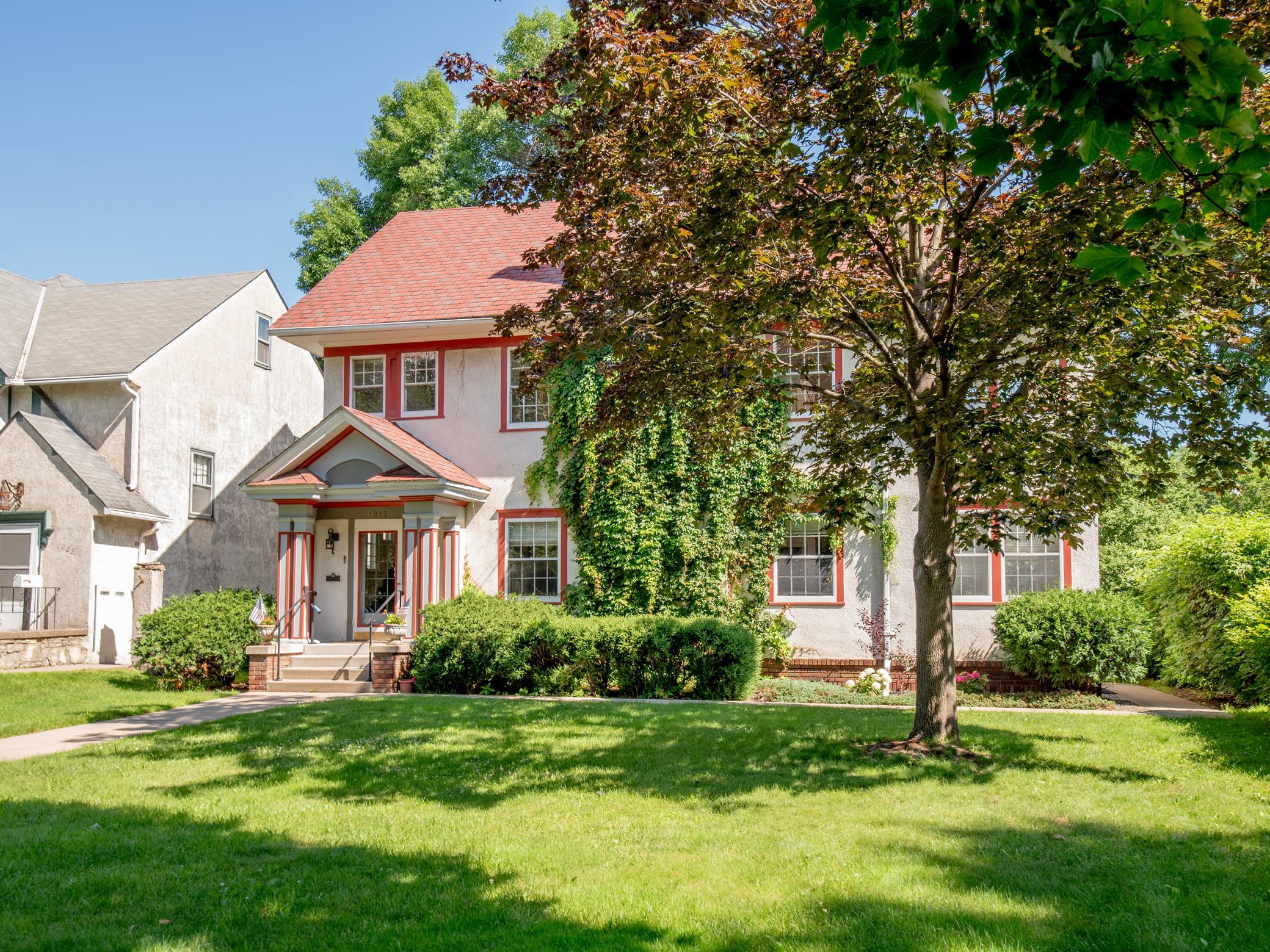 5th image of 1917 Smt Ave, Saint Paul, MN 55105