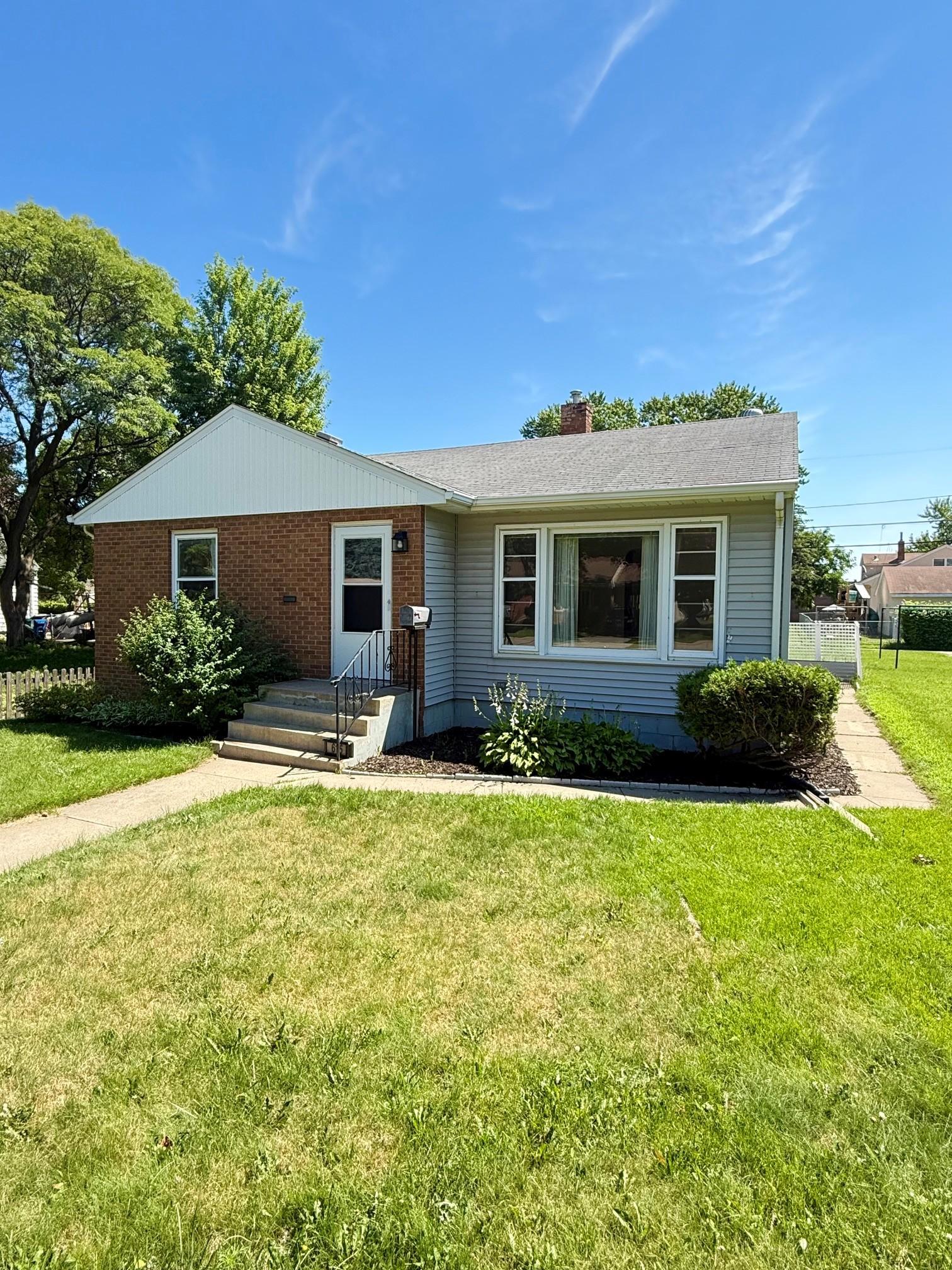 Homes for sale in New Brighton, MN | 615 2nd Ave Nw, New Brighton, MN 55112 | MLS# 7107196