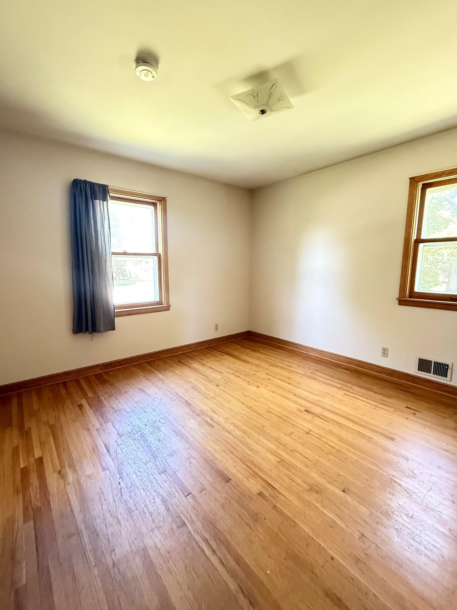 Homes for sale in New Brighton, MN | 615 2Nd Ave Nw, New Brighton, MN 55112 | MLS# 7107196