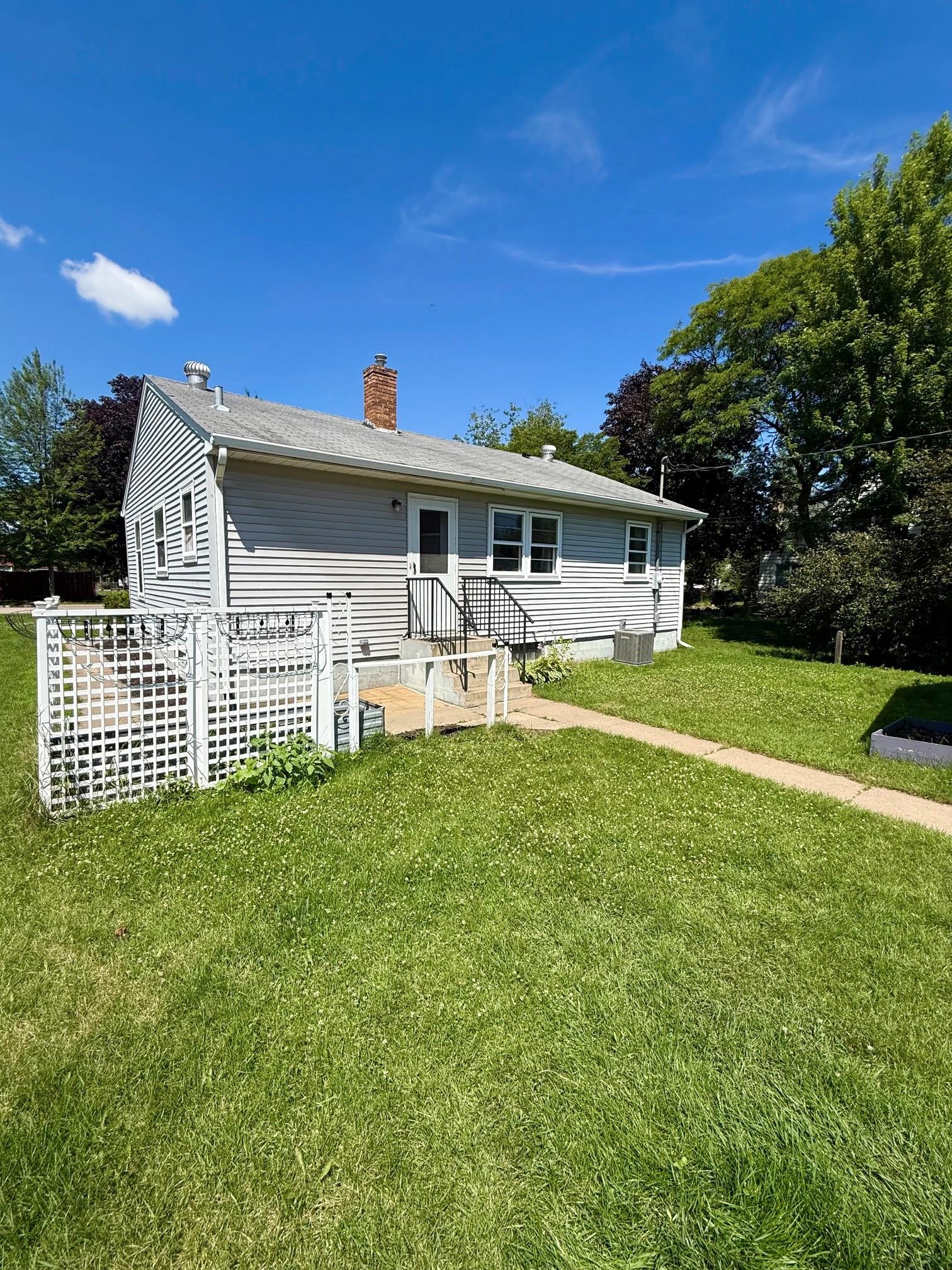Homes for sale in New Brighton, MN | 615 2nd Ave Nw, New Brighton, MN 55112 | MLS# 7107196