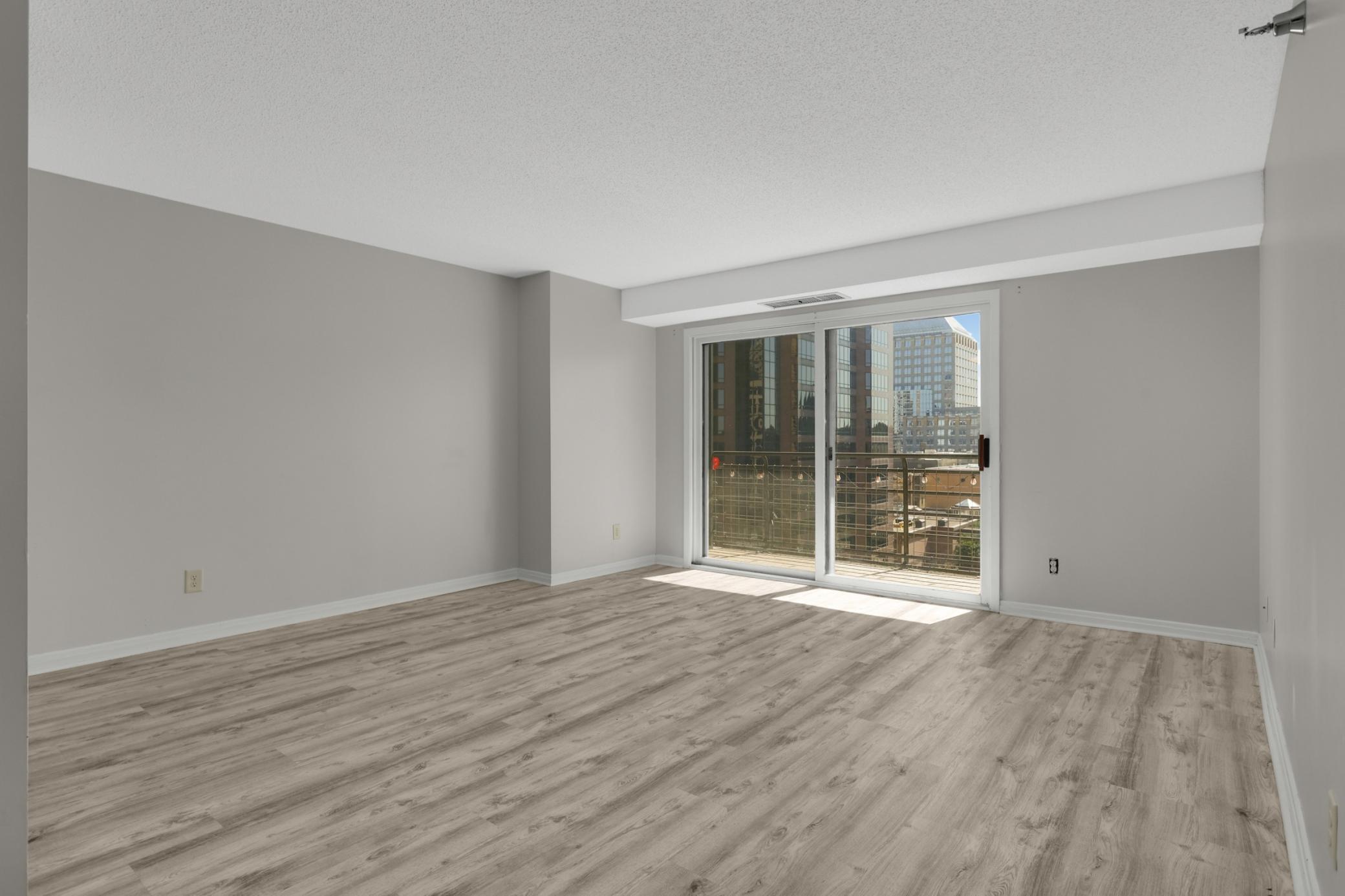 5th image of 66 9Th St E #1305, Saint Paul, MN 55101 | MLS# 7107237
