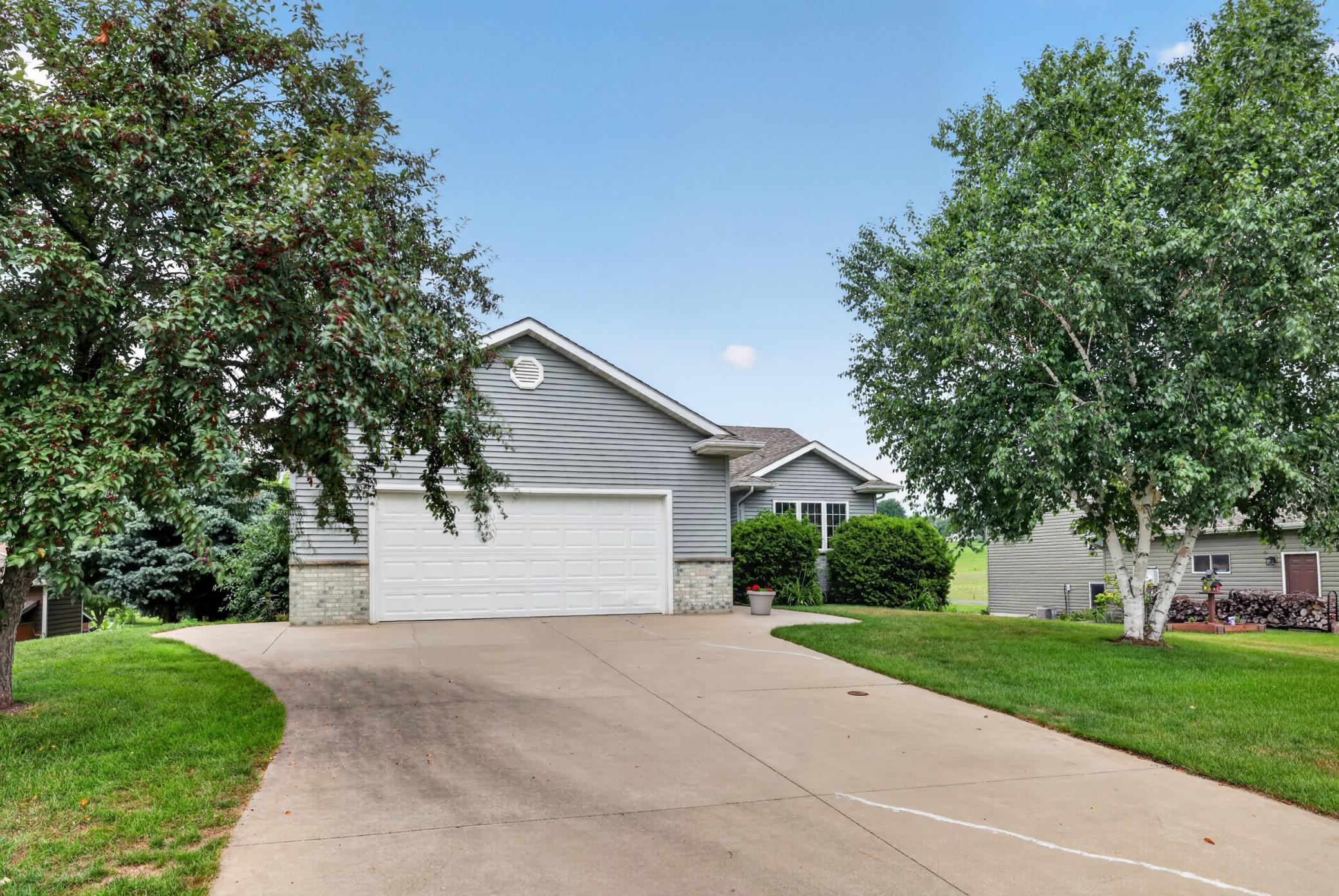 2nd image of 810 7th Ave Sw, Pine Island, MN 55963 | MLS# 7107240