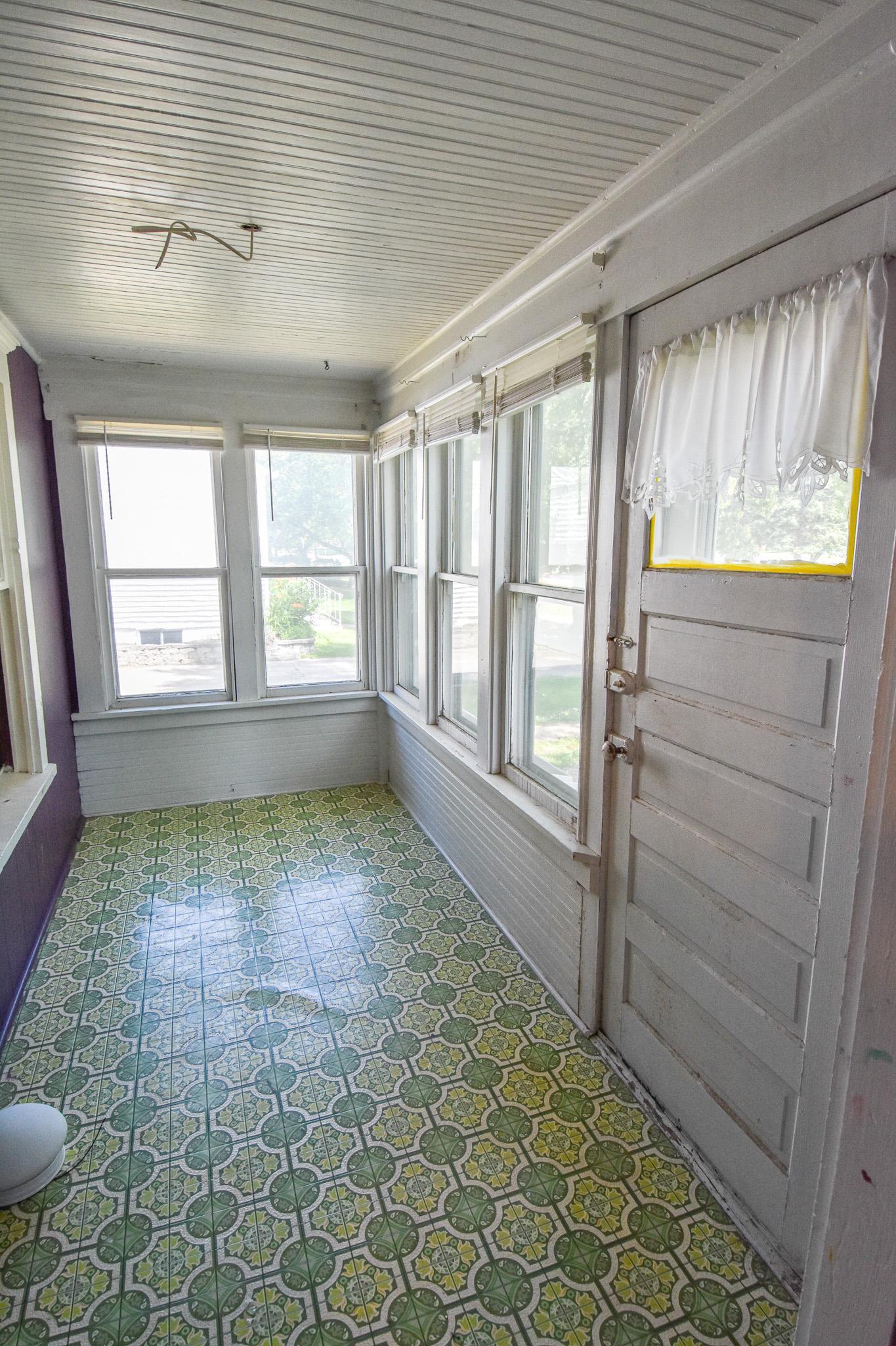 4th image of 303 E Prairie Ave, Warren, MN 56762 | MLS# 7107249