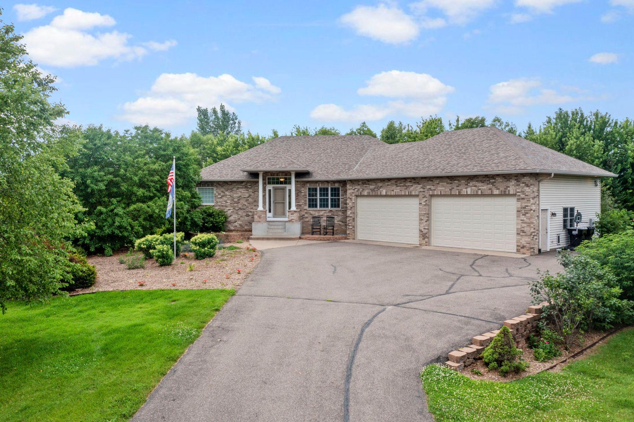 Homes for sale in Wyoming, MN | 18712 Fontana St, Wyoming, MN 55092 | MLS# 7107297