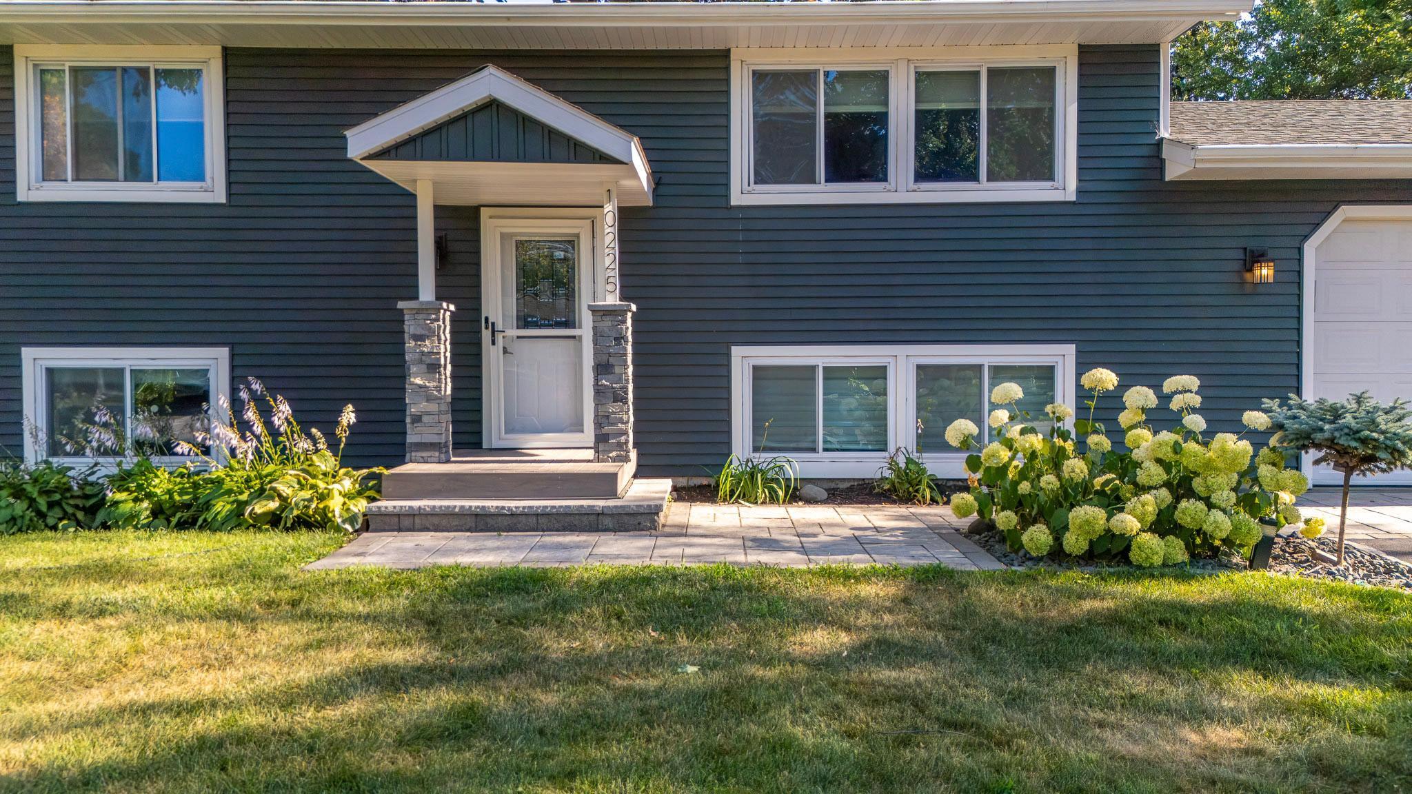 3rd image of 10225 99Th Ave N, Maple Grove, MN 55369 | MLS# 7107336