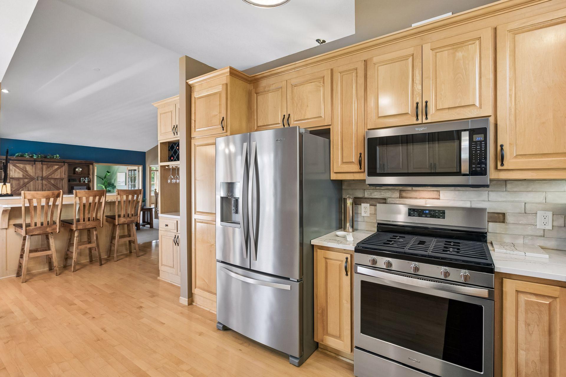 4th image of 16017 70Th Pl N, Maple Grove, MN 55311 | MLS# 7107381