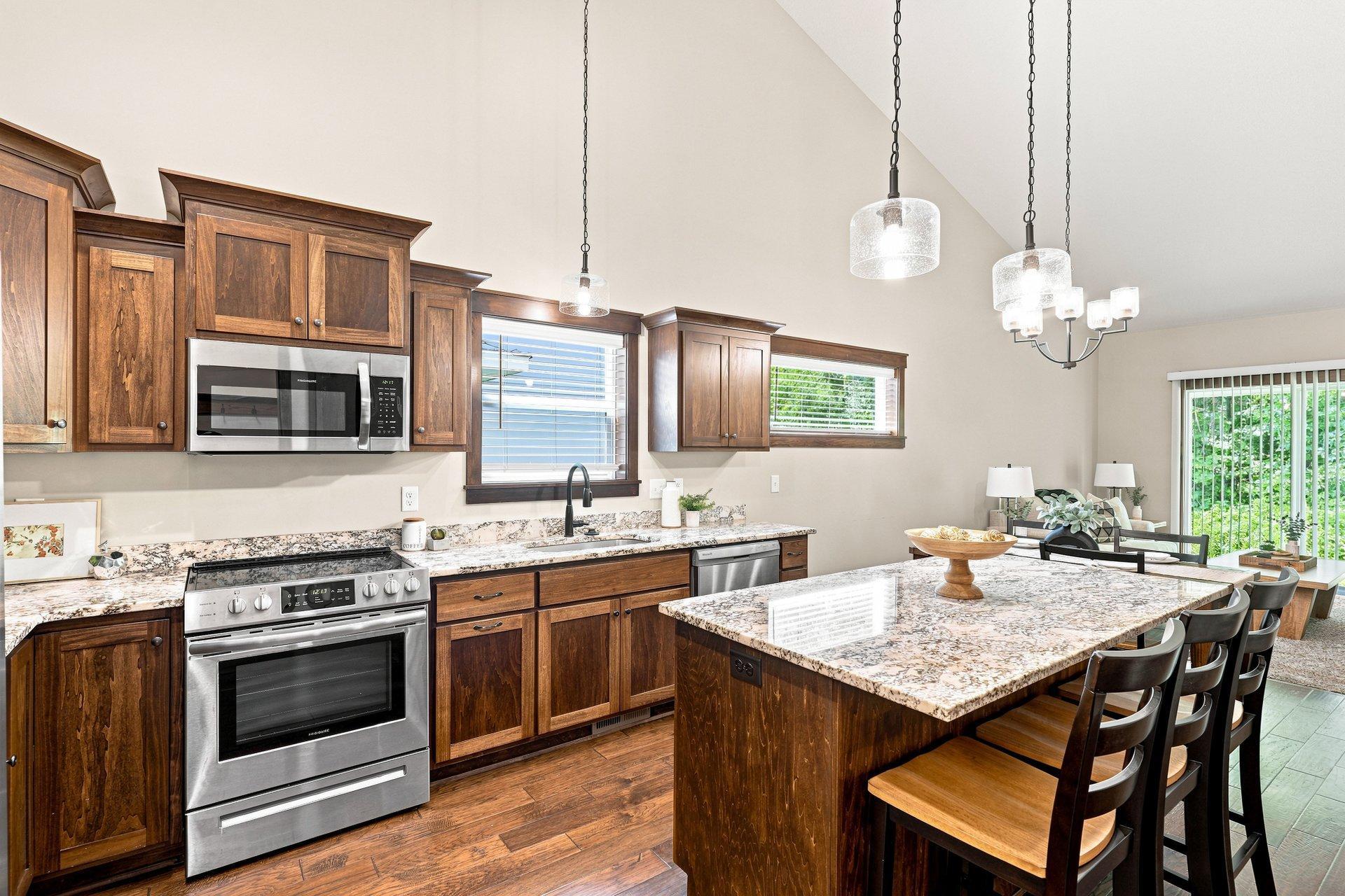 2nd image of 7801 Ava Trl, Inver Grove Heights, MN 55077 | MLS# 7107427