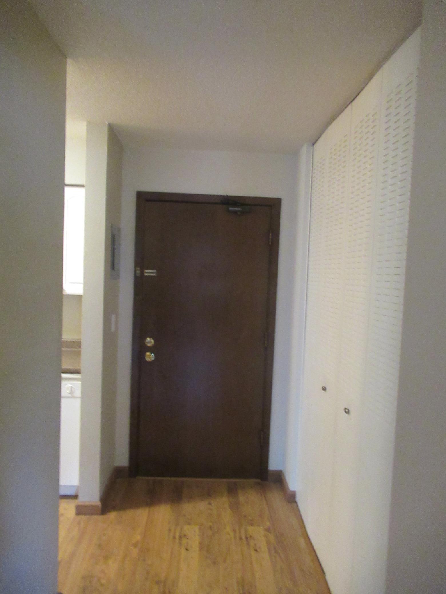 2nd image of 7414 W 22Nd St #212, Minneapolis, MN 55426 | MLS# 7107456