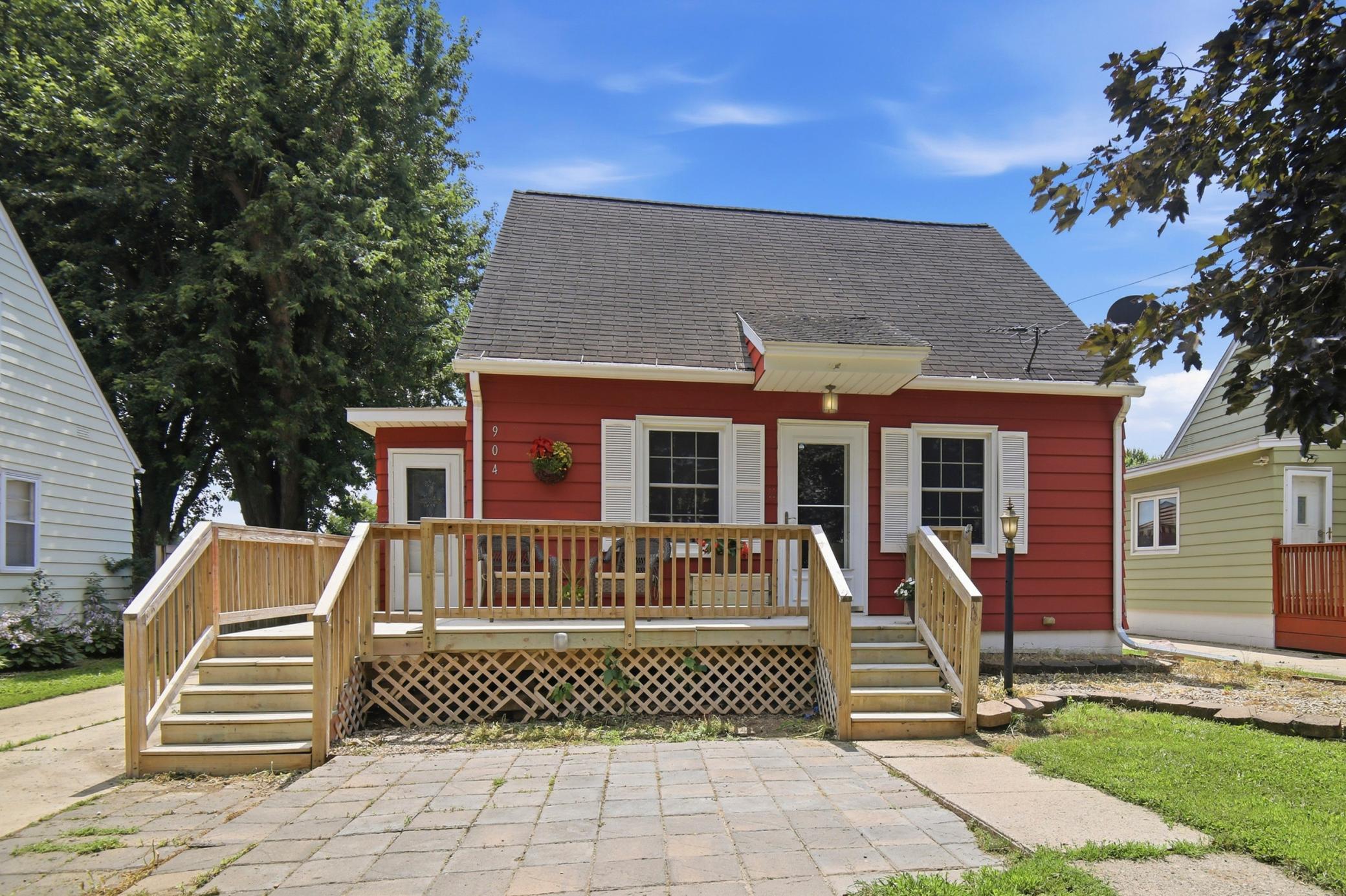 2nd image of 904 14th Ave Se, Austin, MN 55912 | MLS# 7107687