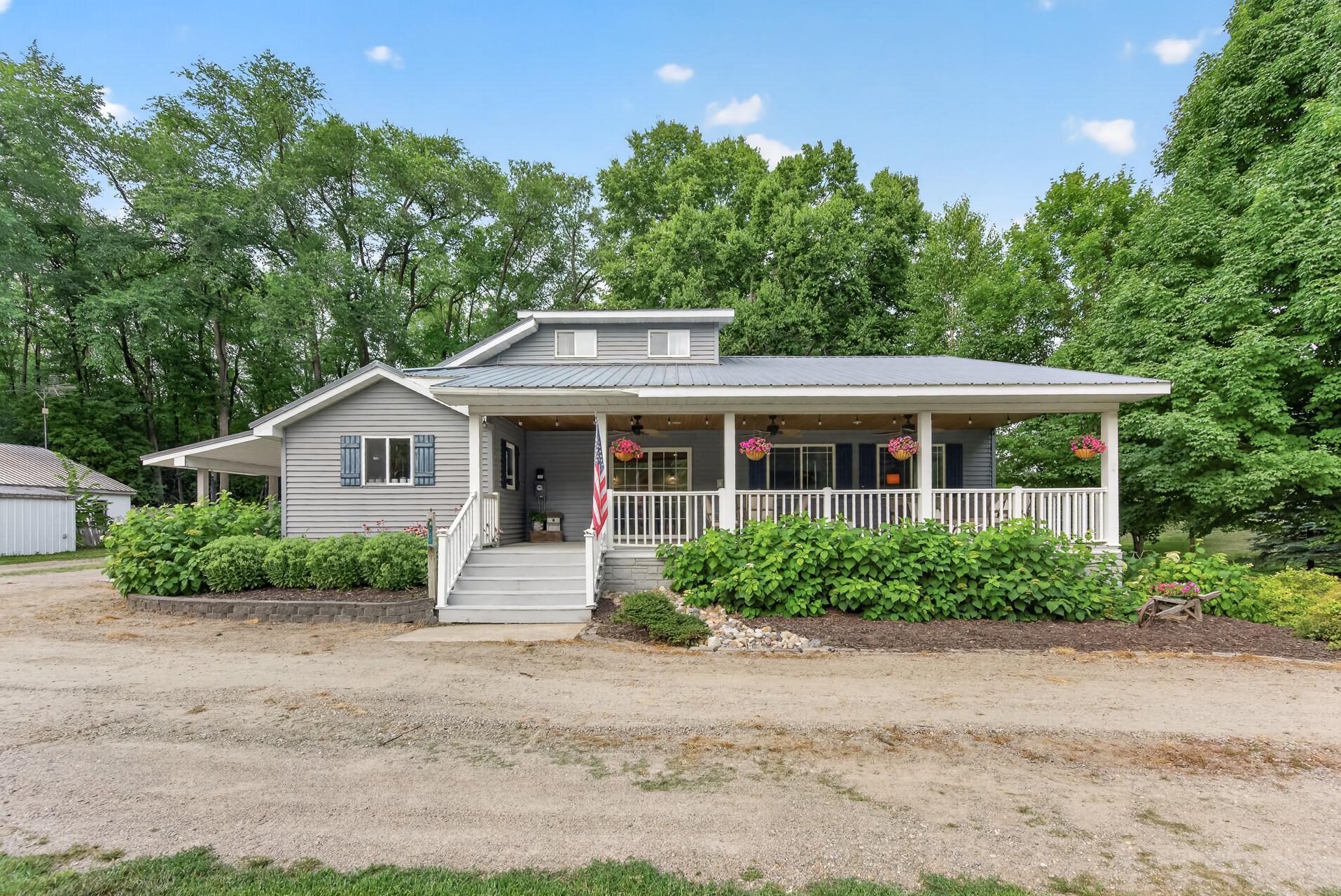 1st image of 7107 Hoyt Ave Nw, Maple Lake, MN 55358 | MLS# 7107709
