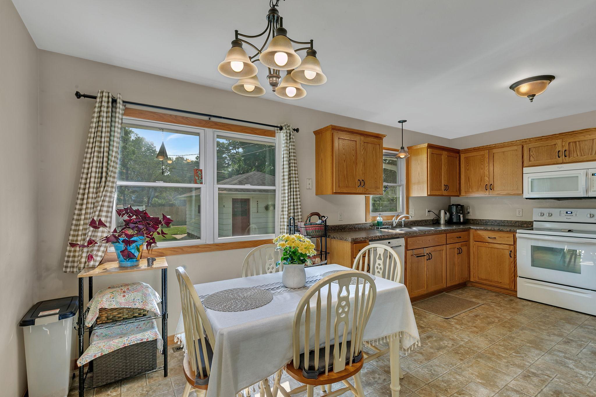 5th image of 916 River Ave S, Sauk Rapids, MN 56379 | MLS# 7107805