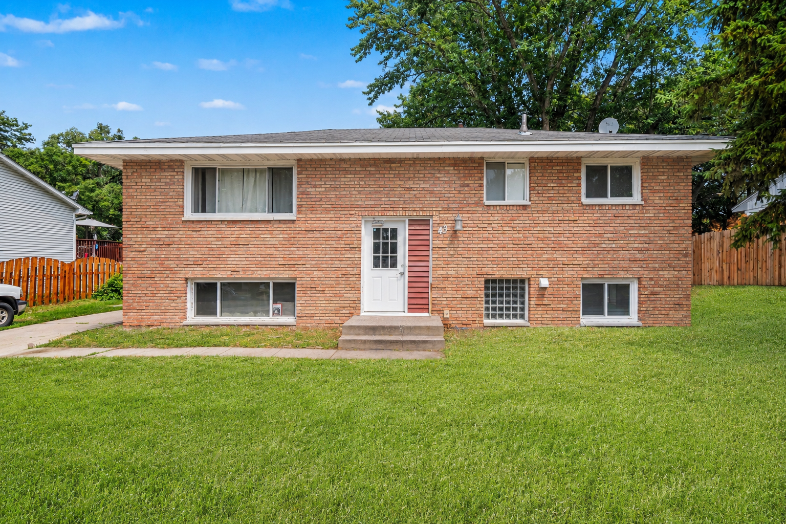 2nd image of 49 91st Ln Ne, Minneapolis, MN 55434 | MLS# 7107807