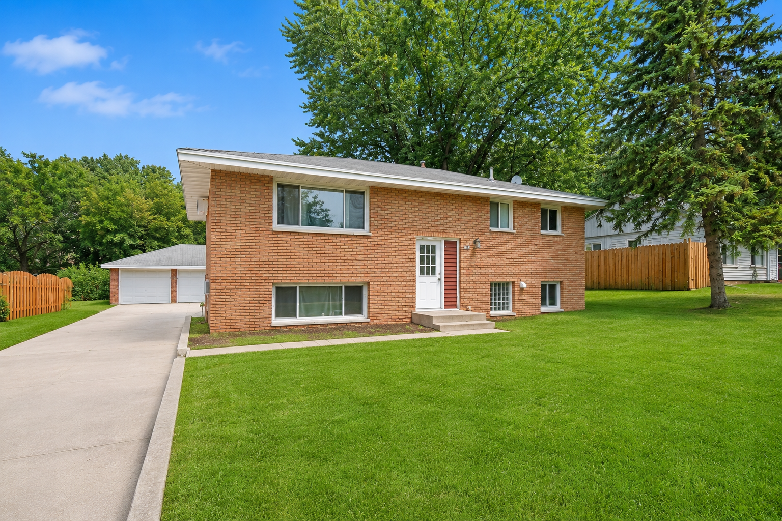 1st image of 49 91st Ln Ne, Minneapolis, MN 55434 | MLS# 7107807