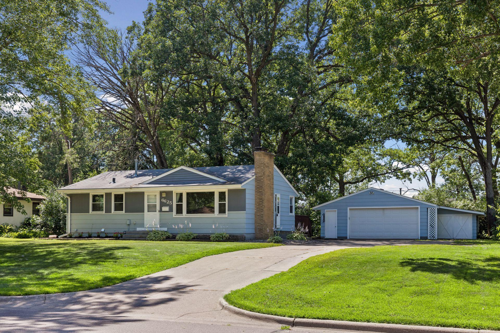 1st image of 6625 Wyoming Ave N, Brooklyn Park, MN 55428 | MLS# 7107876