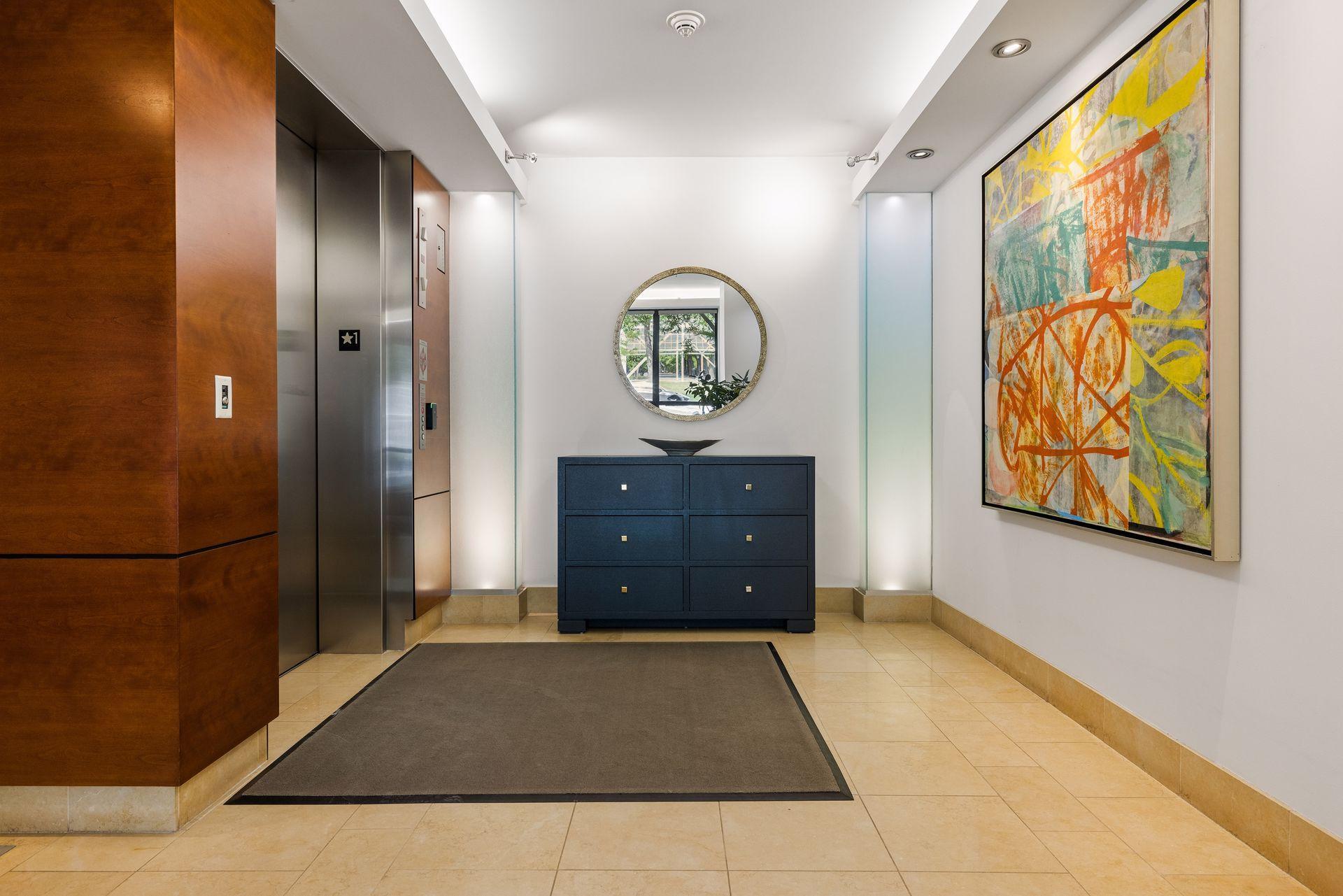 5th image of 301 Kenwood Pkwy #602, Minneapolis, MN 55403 | MLS# 7107889