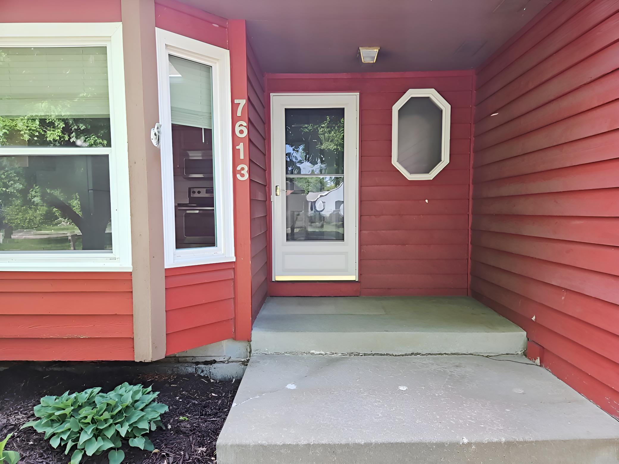 3rd image of 7613 Fairfield Rd, Brooklyn Park, MN 55444 | MLS# 7107913