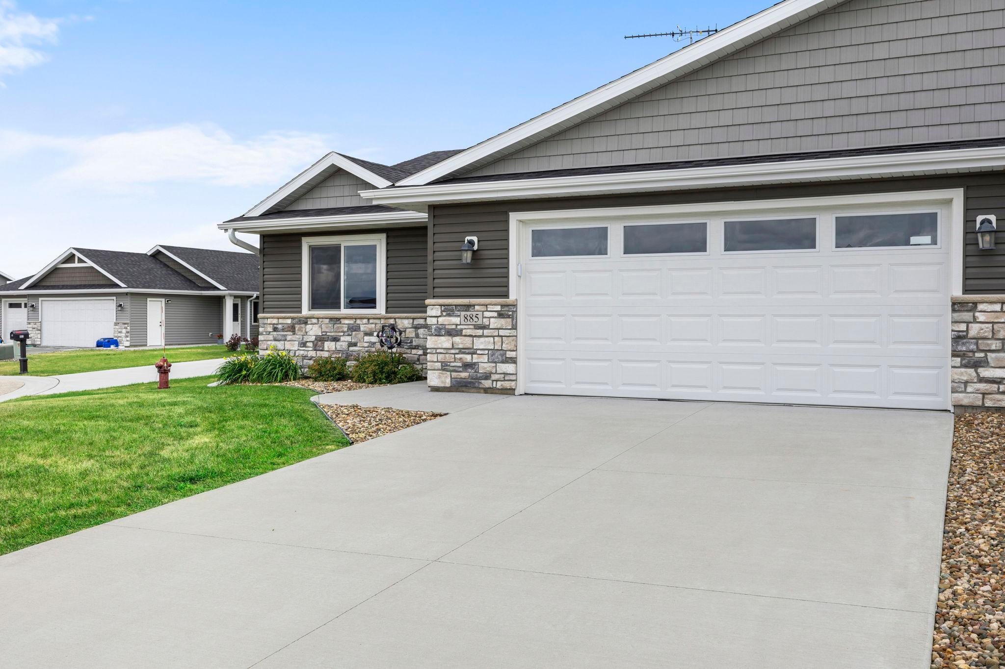 5th image of 885 Tall Grass Ct, Wanamingo, MN 55983 | MLS# 7107916