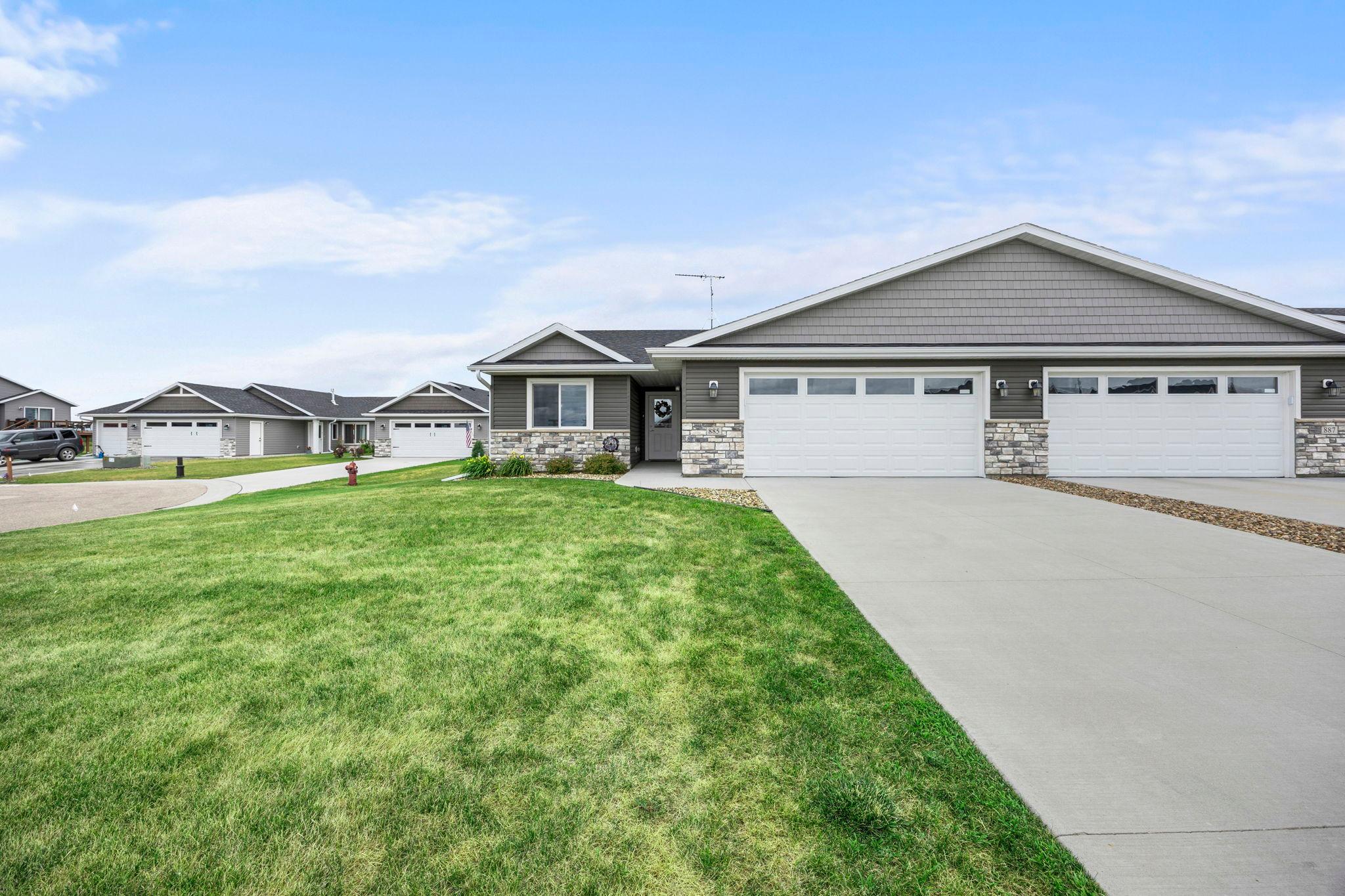 2nd image of 885 Tall Grass Ct, Wanamingo, MN 55983 | MLS# 7107916