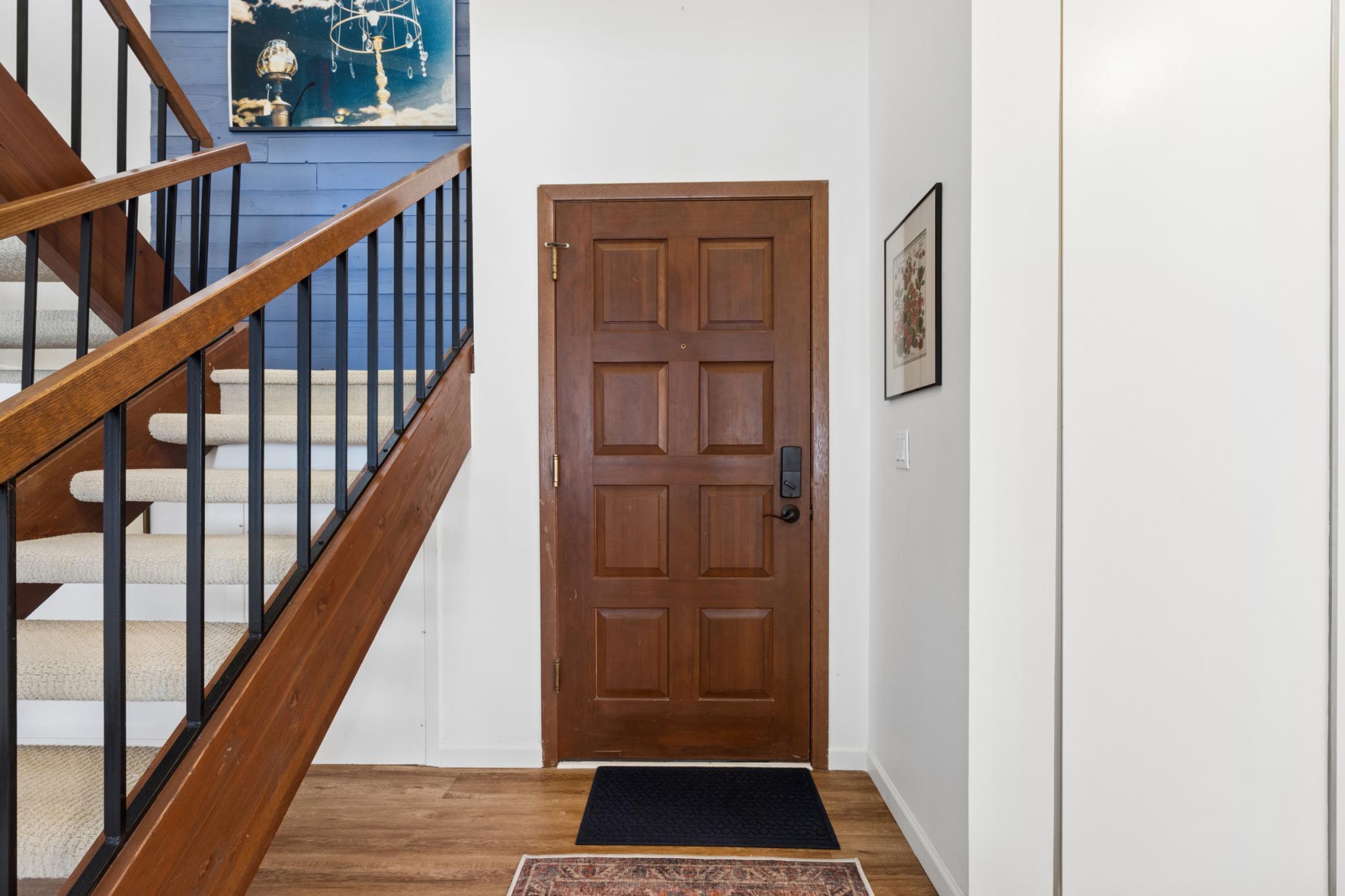 5th image of 1372 Carling Dr #306, Saint Paul, MN 55108 | MLS# 7107931