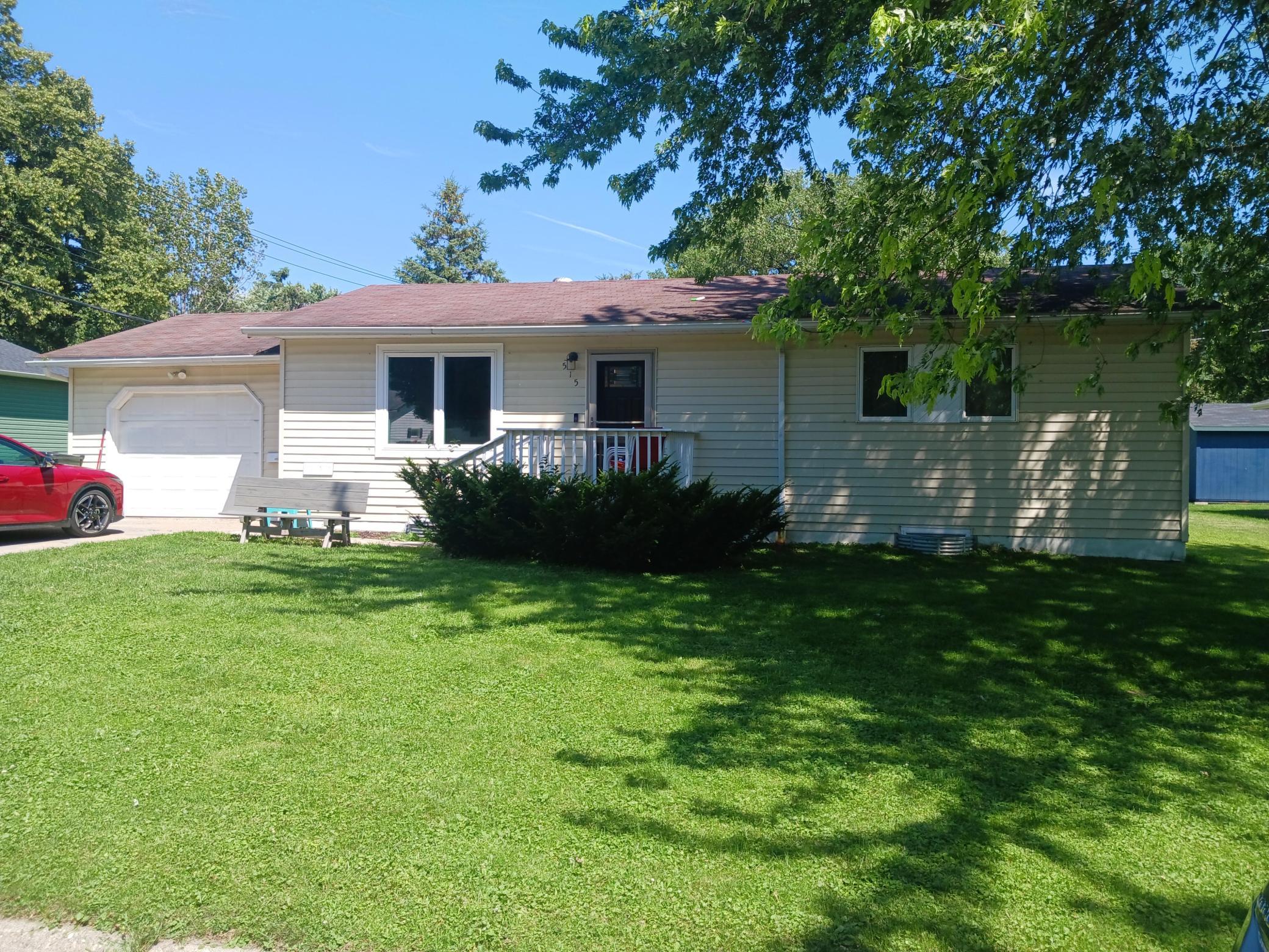 1st image of 515 Vernon Pl, Fergus Falls, MN 56537 | MLS# 7108043