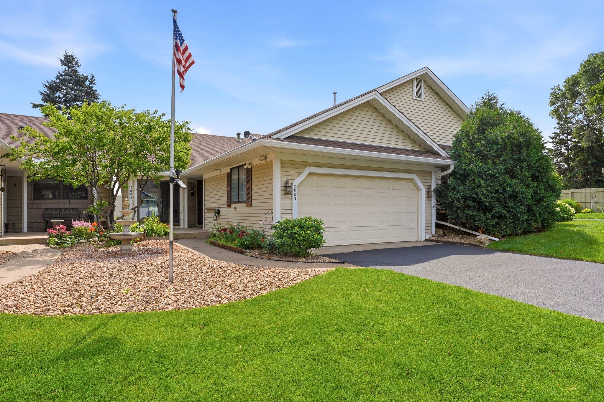 Homes for sale in New Brighton, MN | 2003 28th Ave Nw #103, New Brighton, MN 55112 | MLS# 7108050