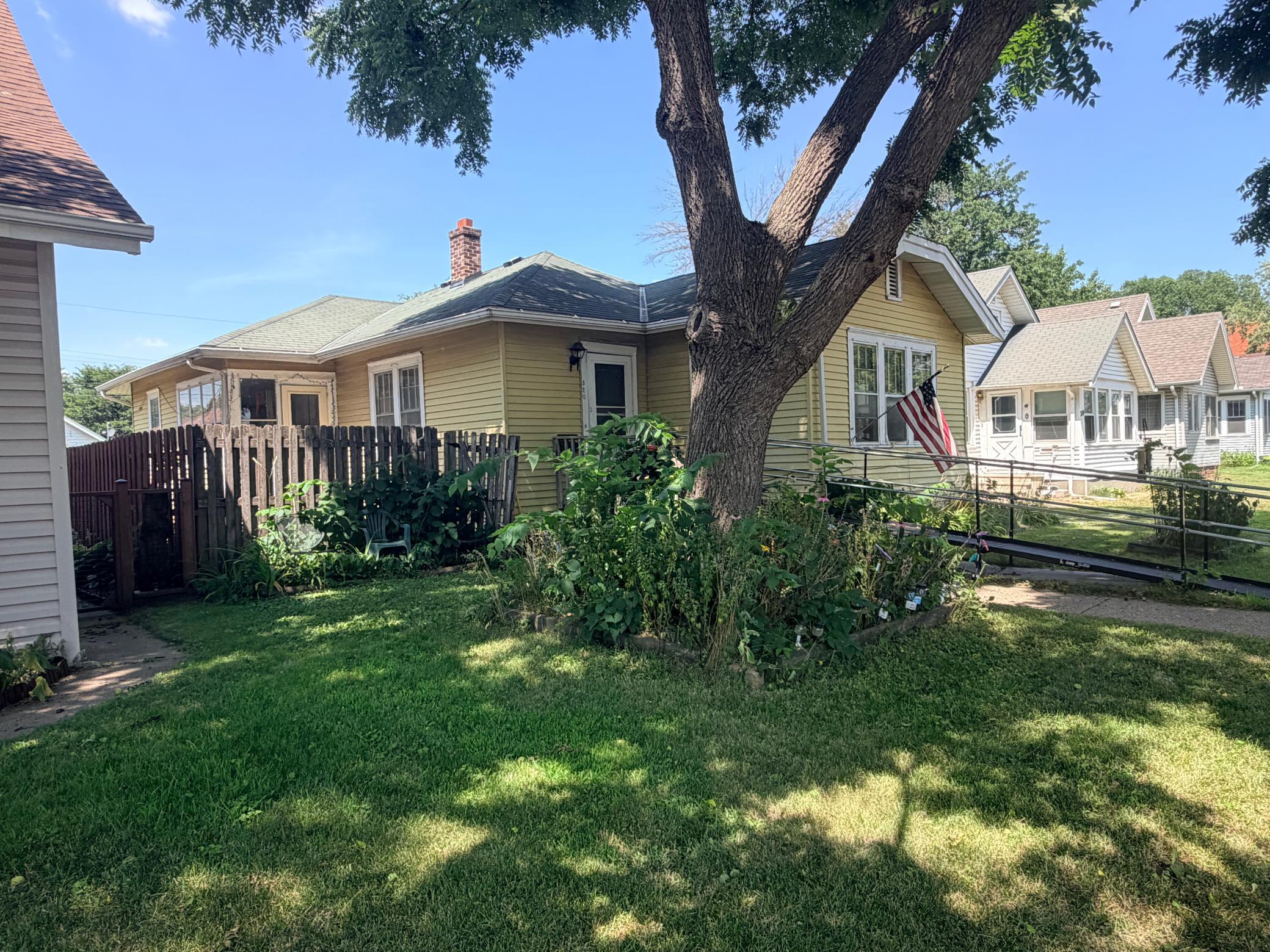 3rd image of 320 5Th Ave S, South Saint Paul, MN 55075 | MLS# 7108169